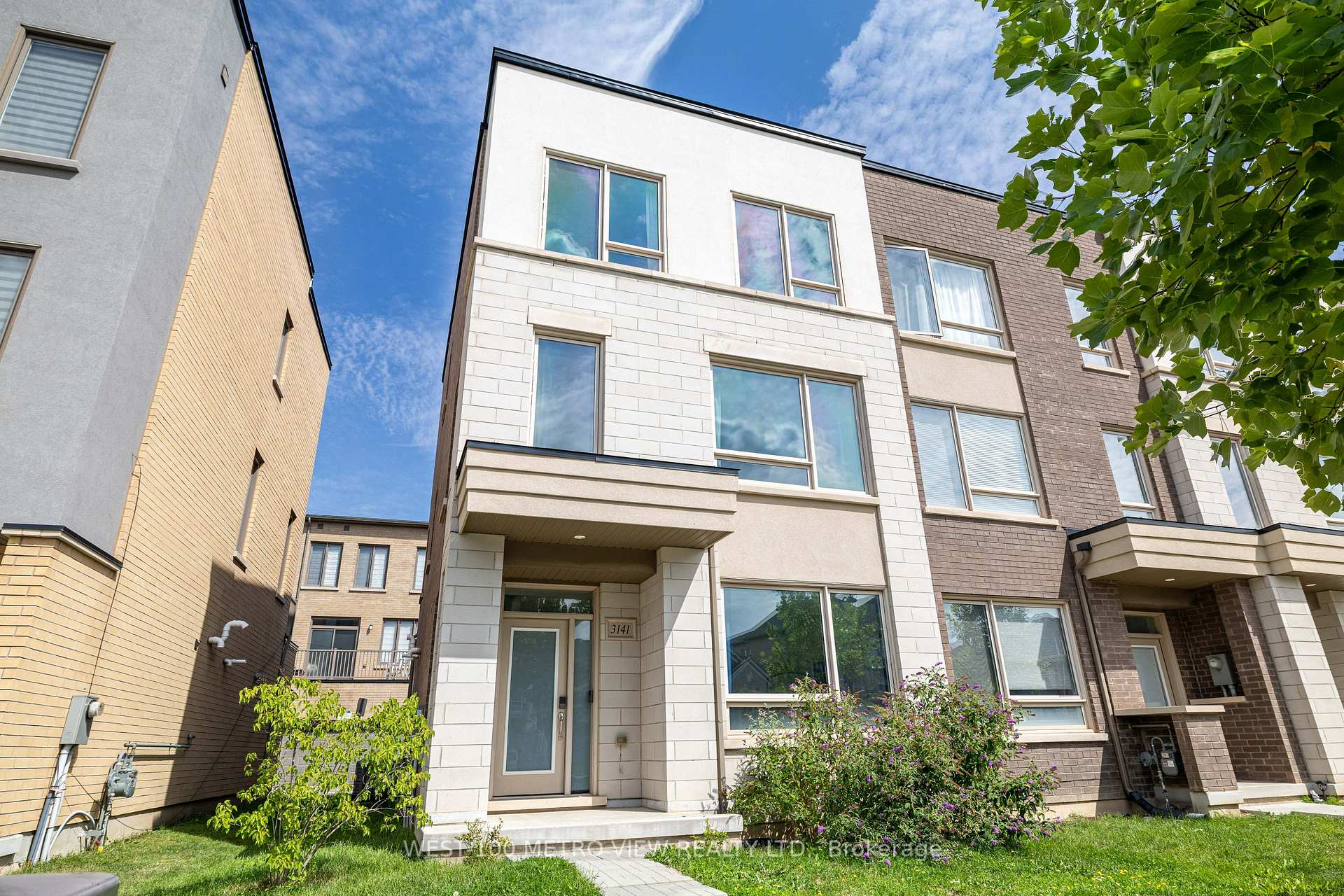 3141 Ernest Appelbe Boulevard 