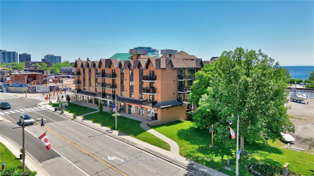 102 Bronte Road  #303