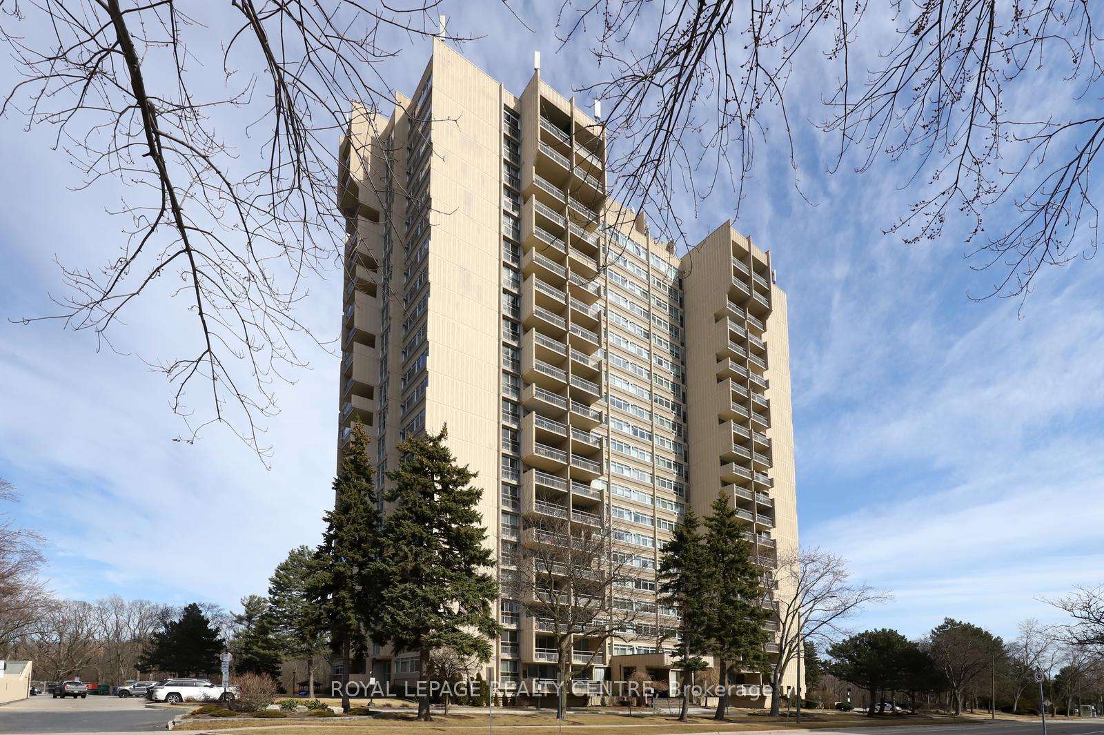 1359 White Oaks Boulevard  #1607