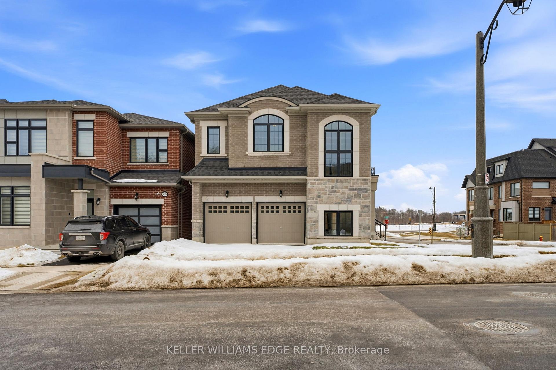 132 Settlers Road E