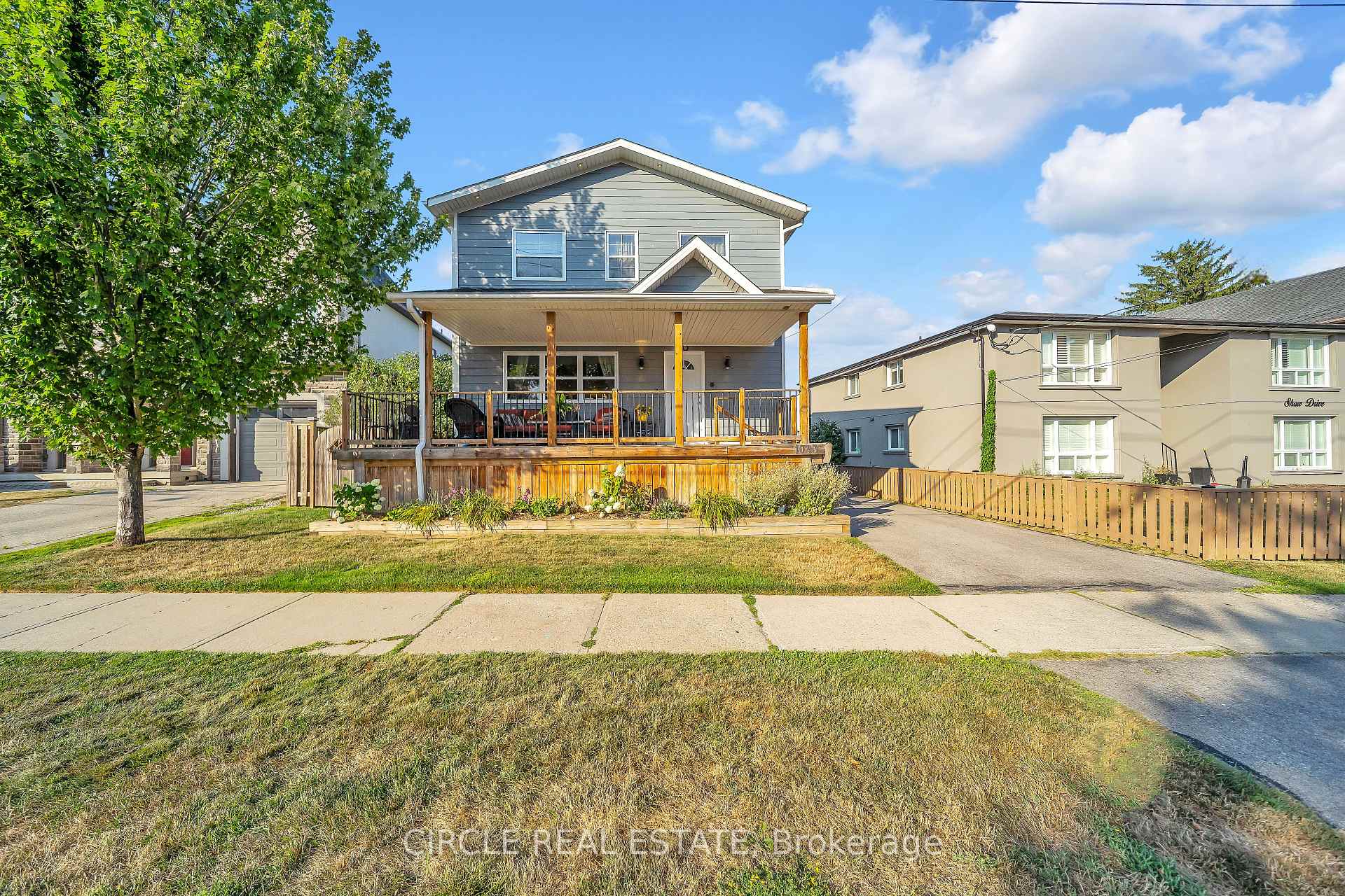 1043 Shaw Drive 
