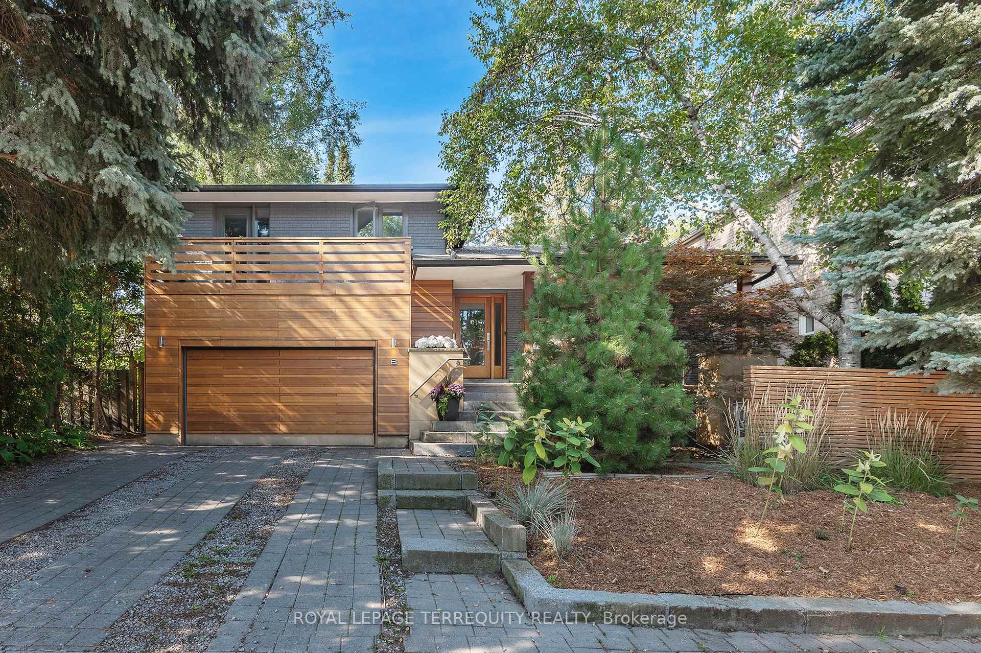 6 Earlington Avenue 
