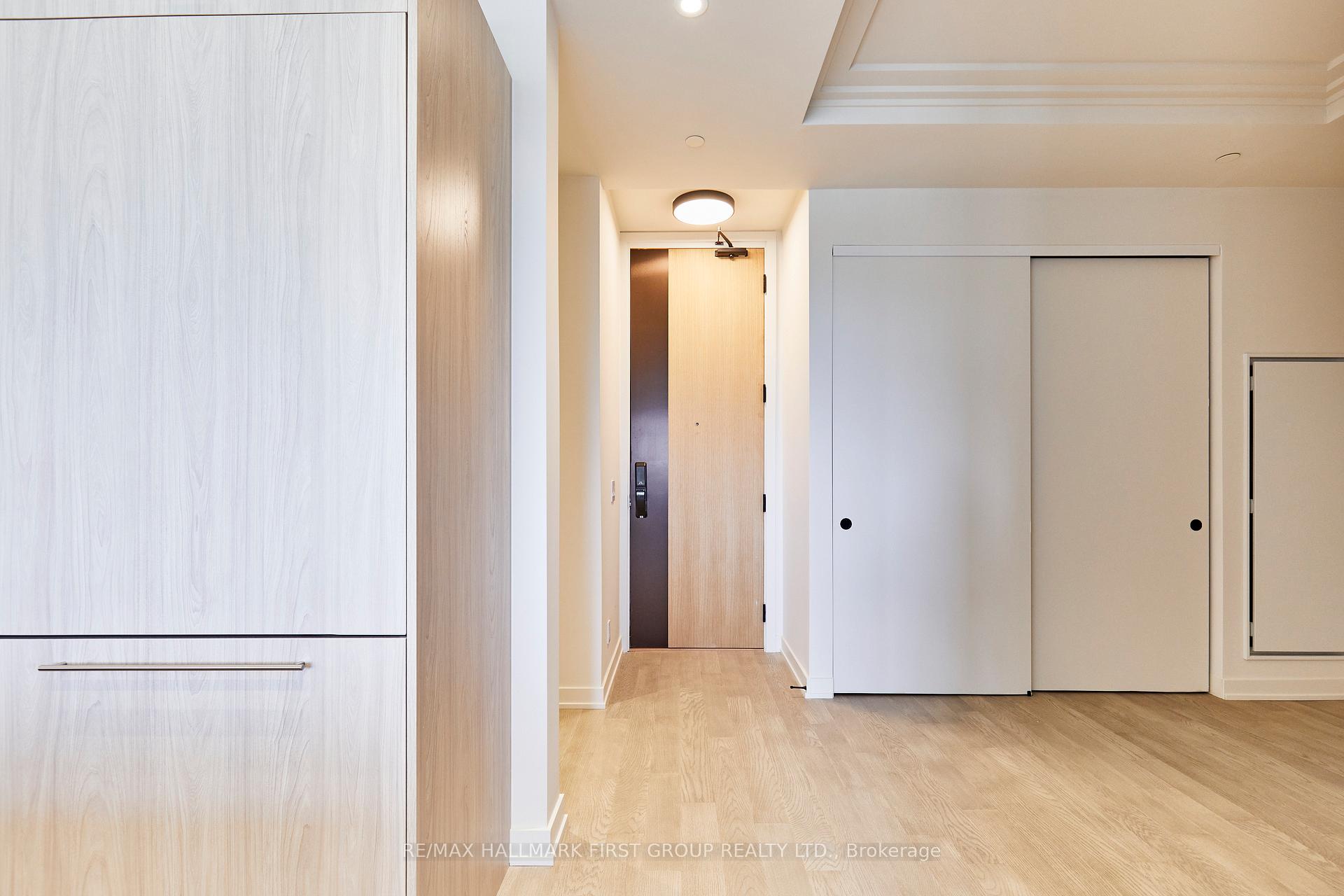123 Maurice Drive  #407
