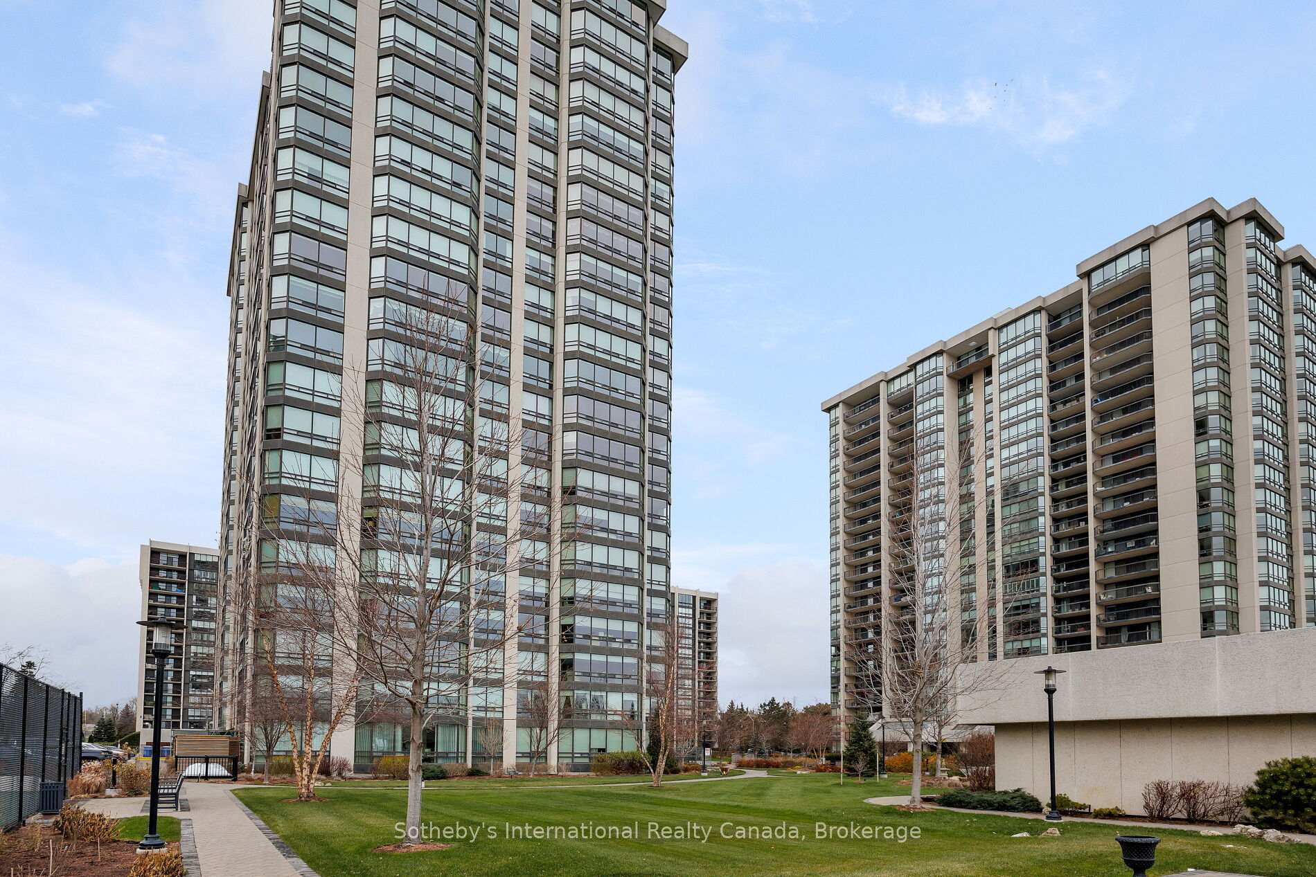 2180 Marine Drive  #1107