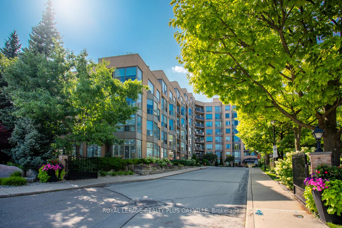 2511 Lakeshore Road W #311