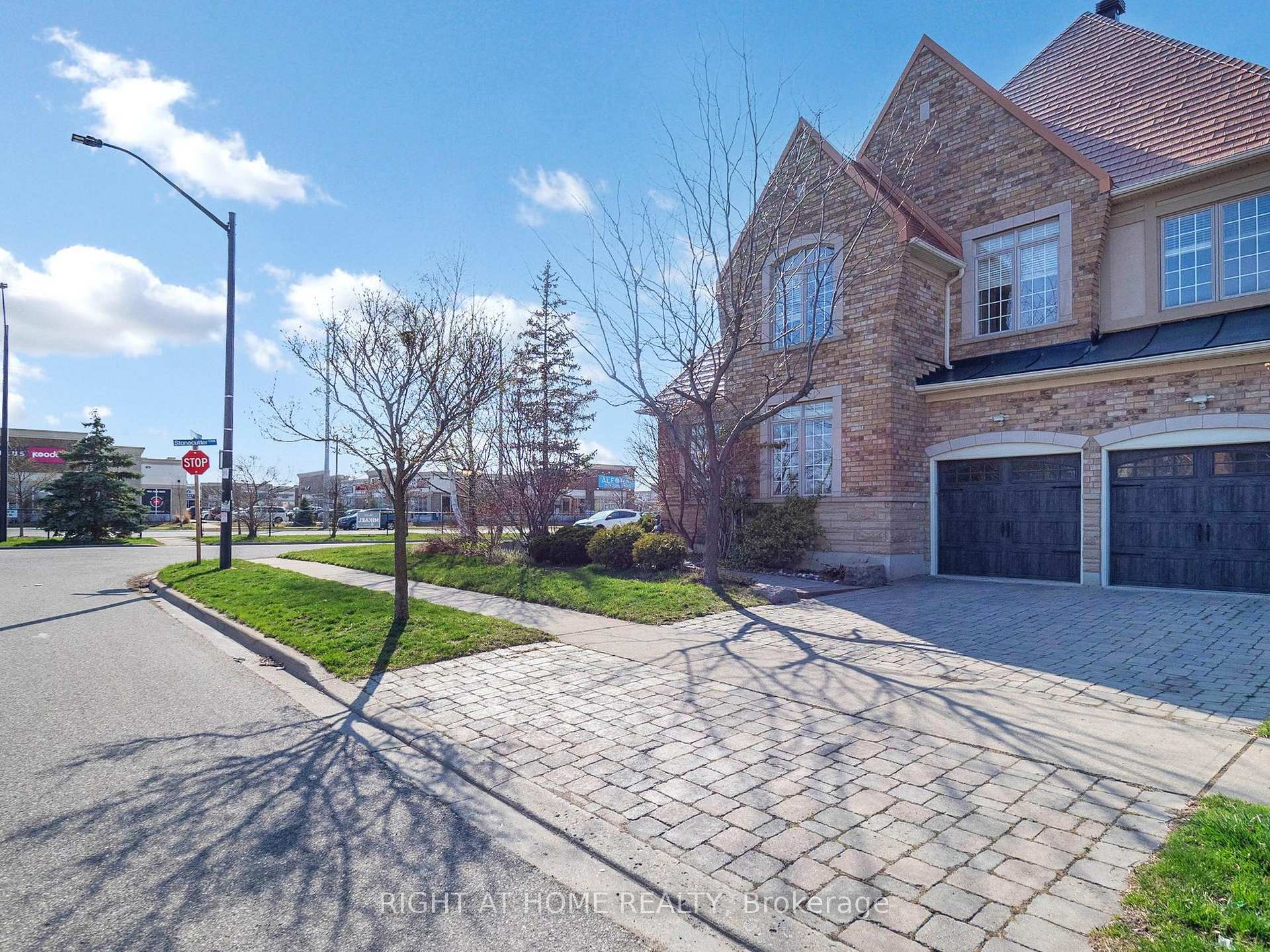 3585 Stonecutter Crescent 
