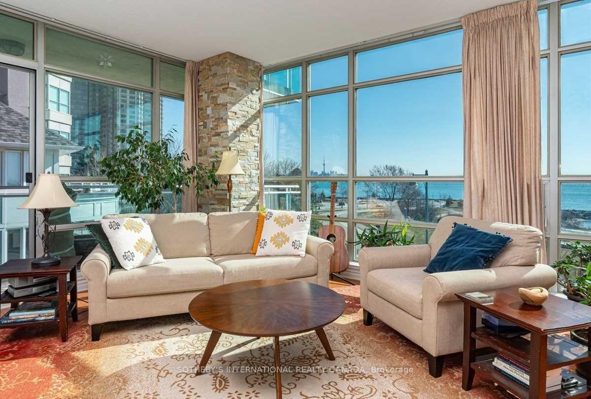 5 Marine Parade Drive  #323