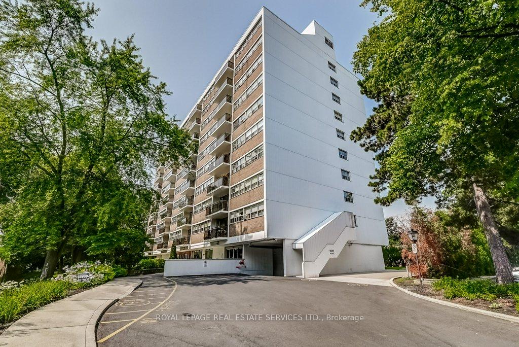 212 Kerr Street  #404