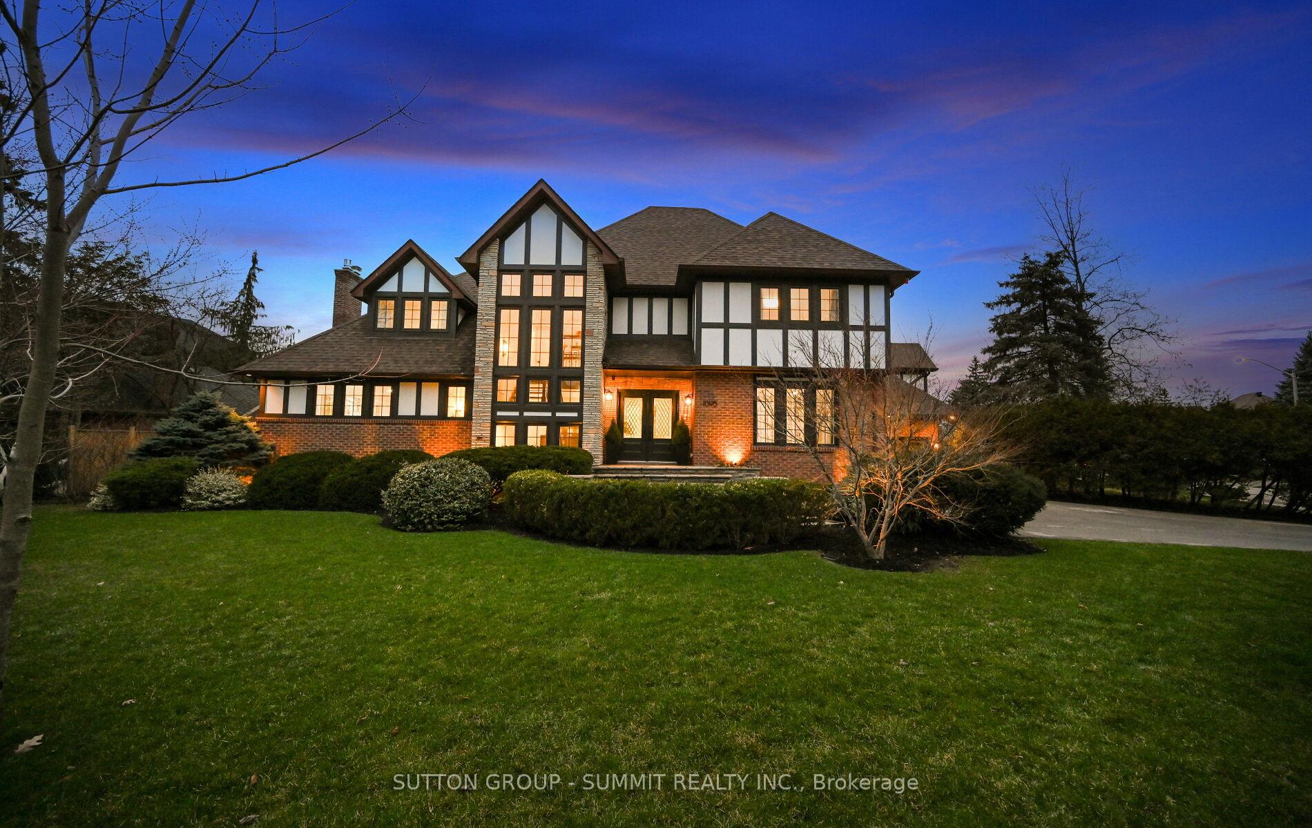 1095 Geran Crescent 