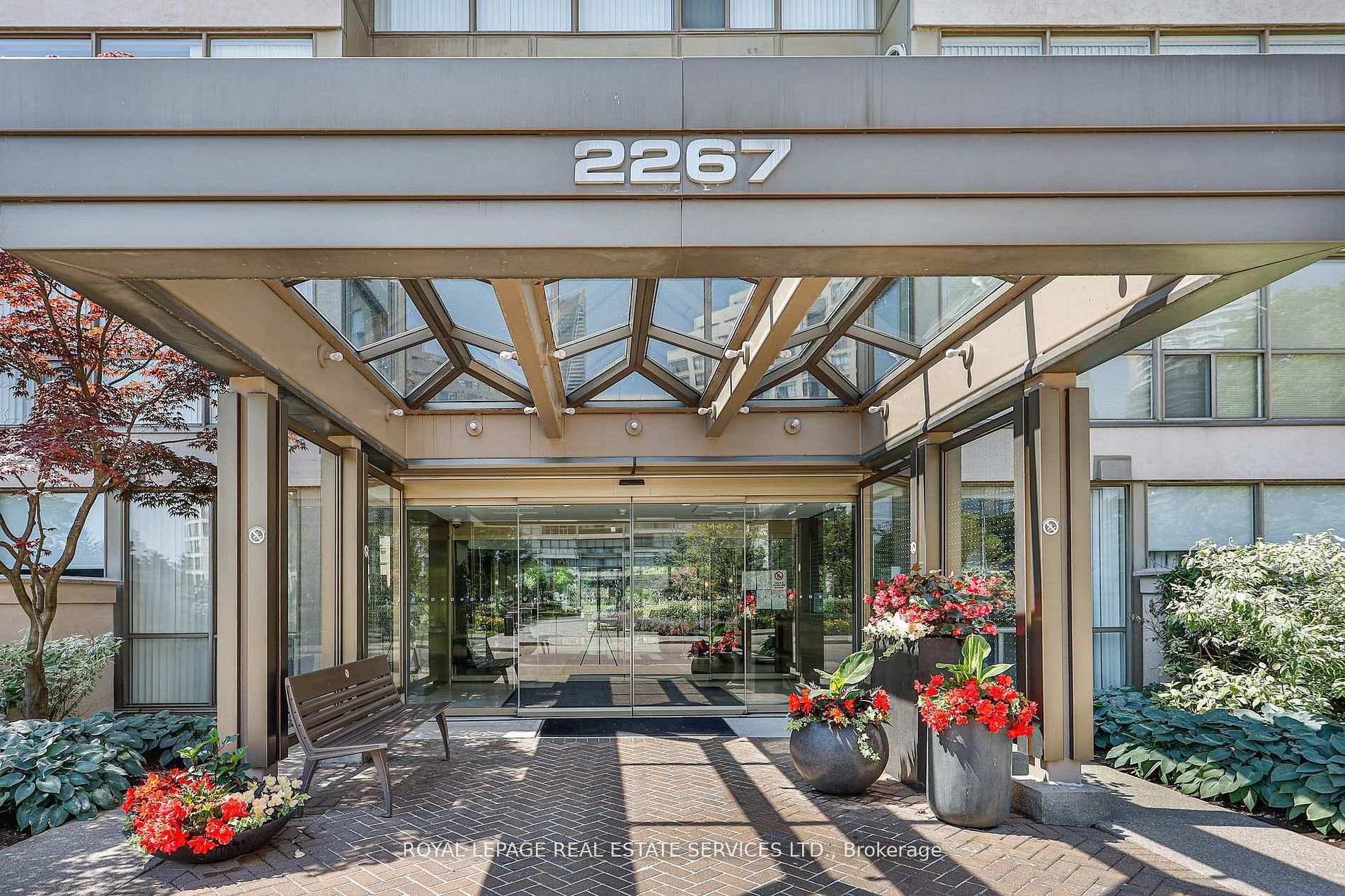 2267 Lake Shore Boulevard W #707