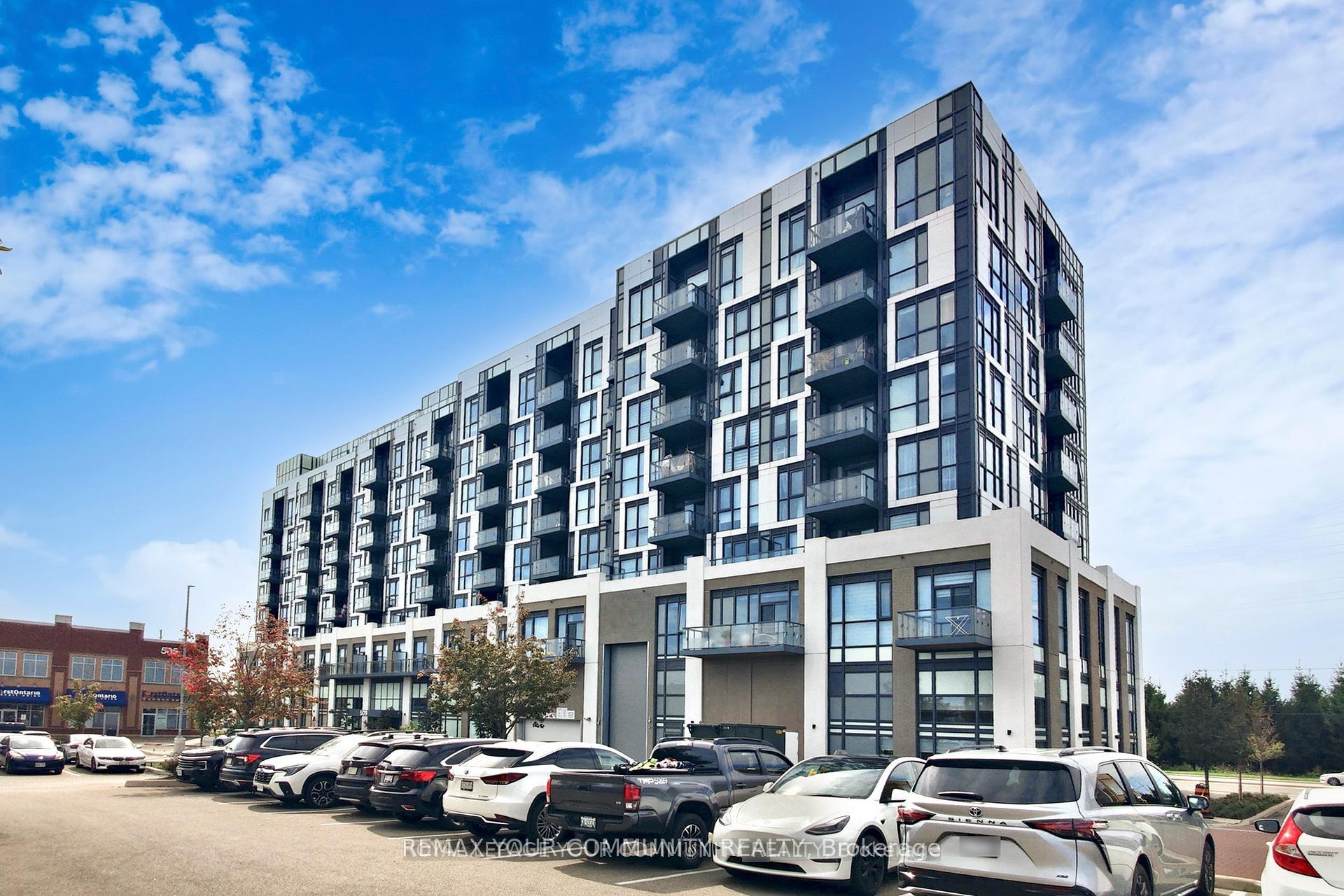 509 Dundas Street W #807