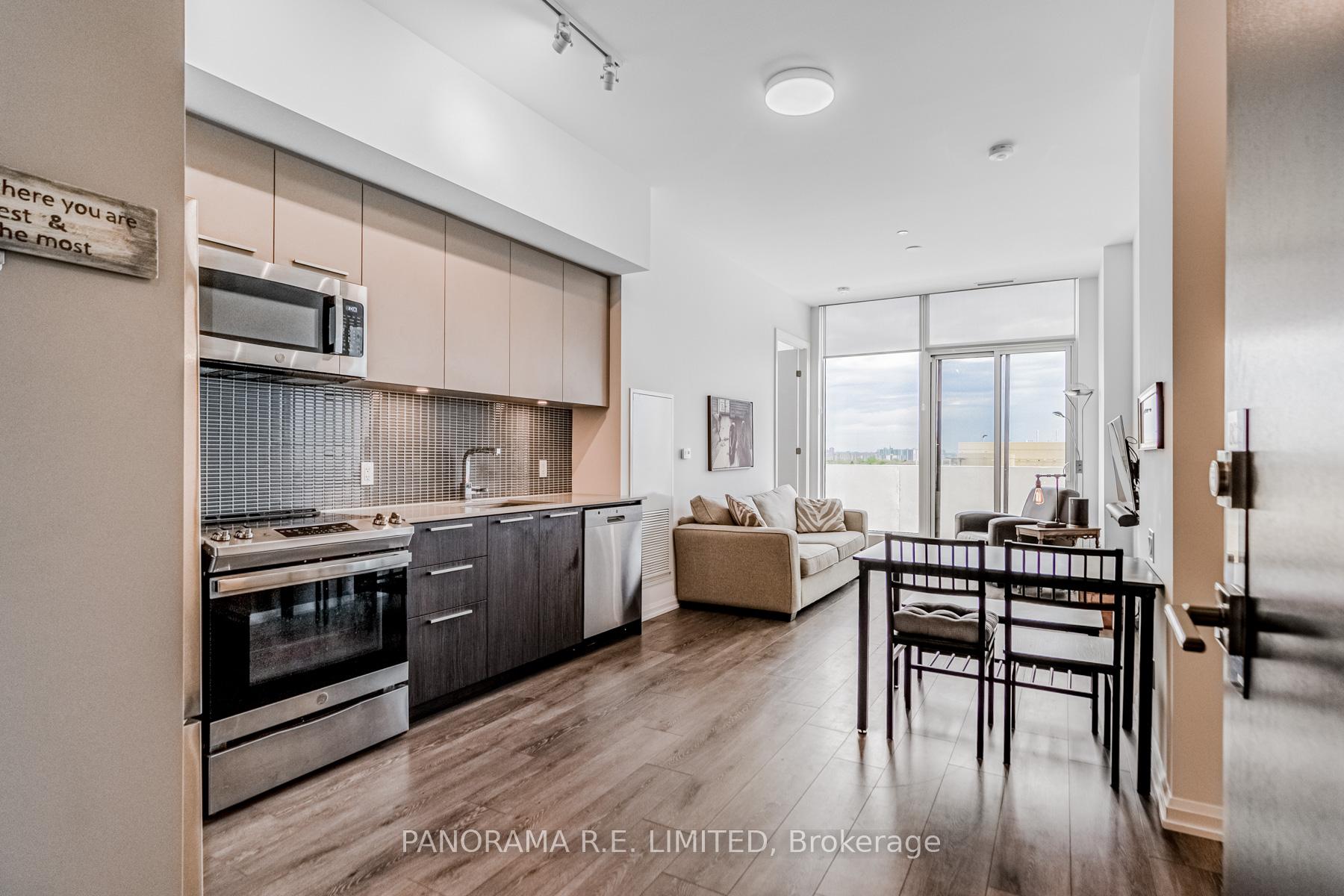 4208 Dundas Street W #802