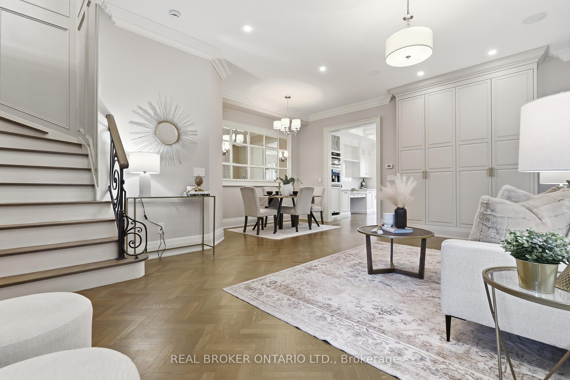 5290 Roadside Way 