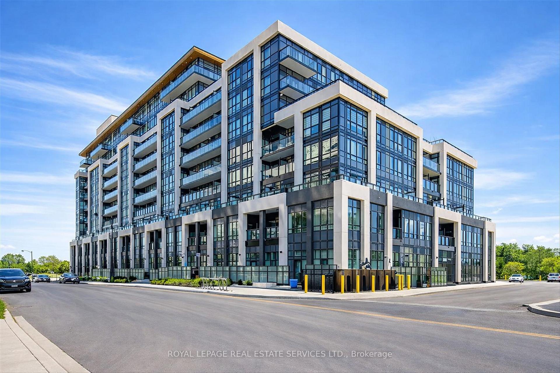405 Dundas Street W #104