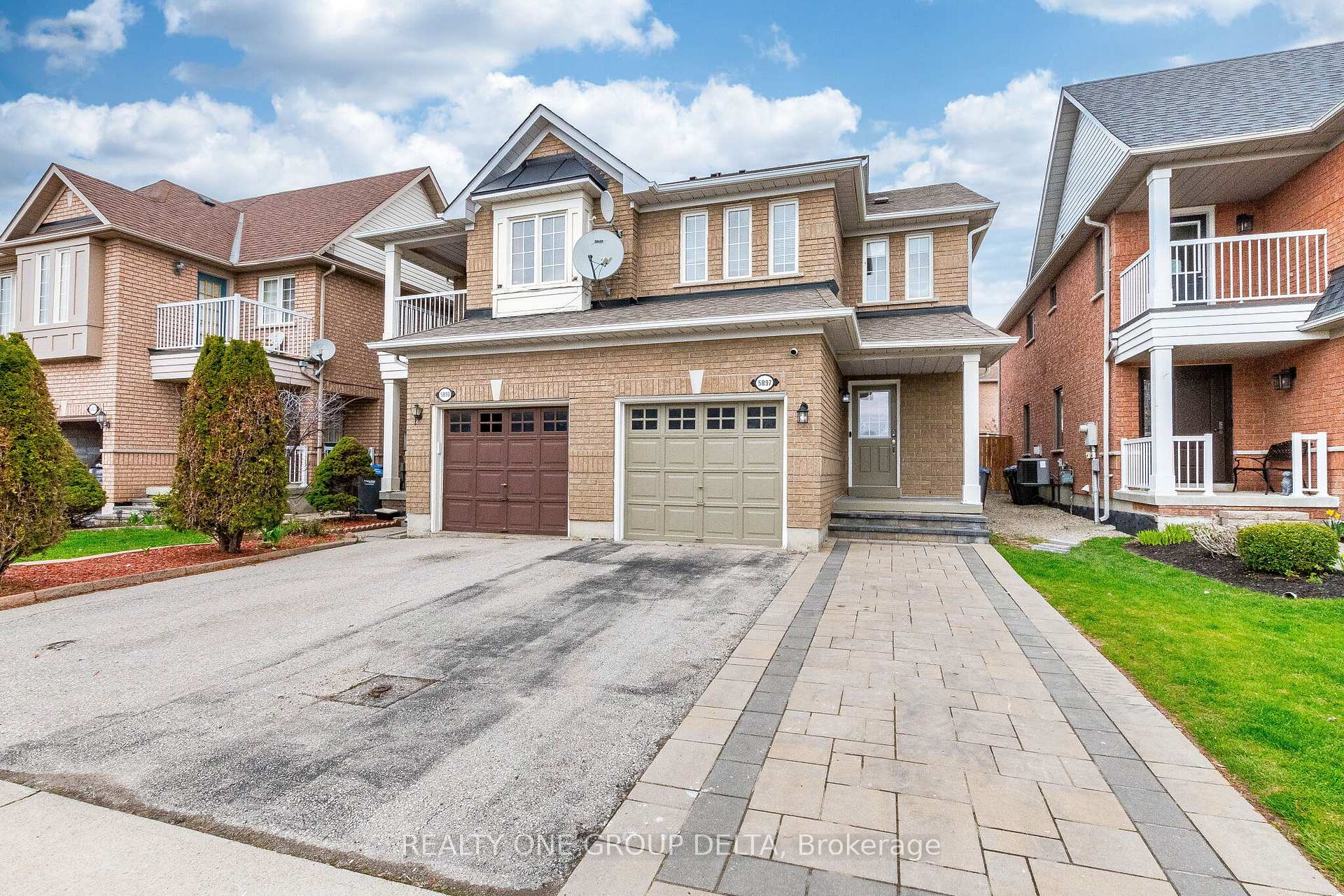 5897 Churchill Meadows Boulevard 