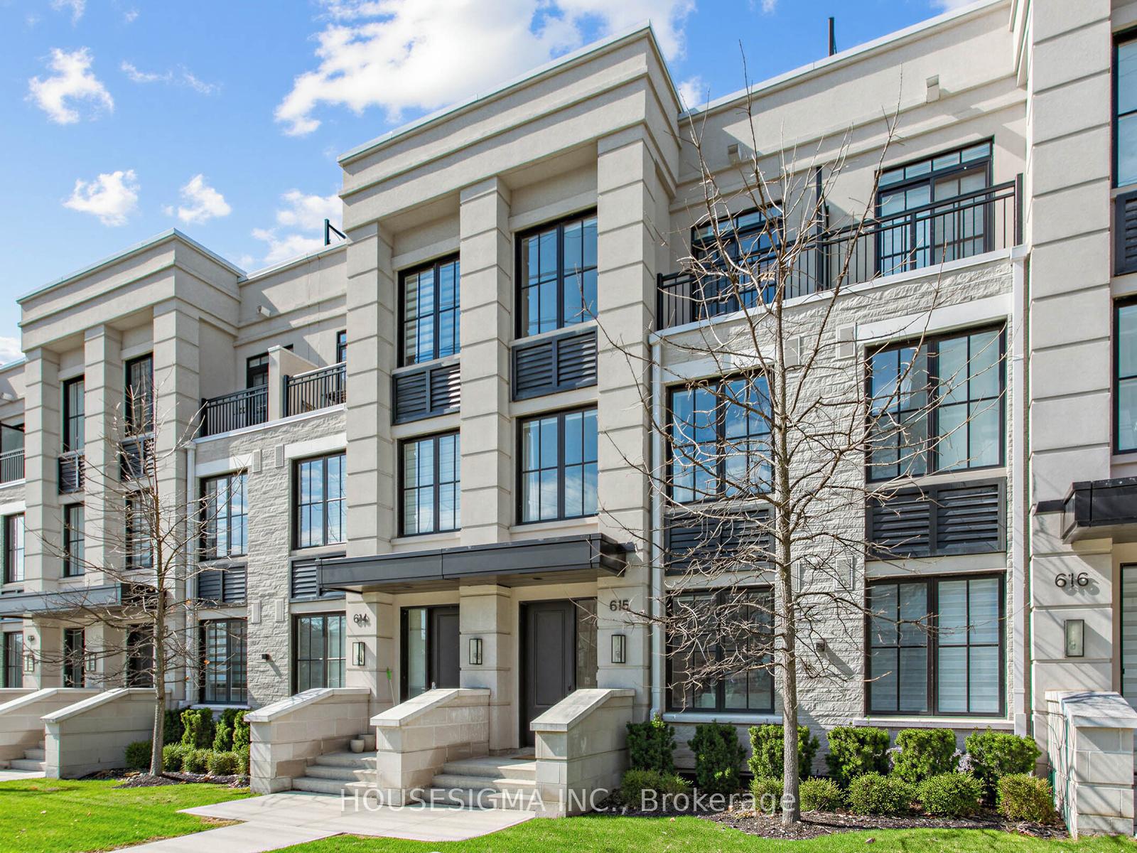 1190 Cawthra Road  #615