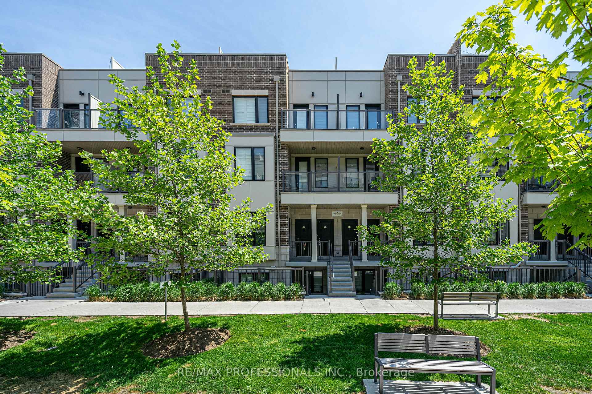 6 Drummond Street  #320