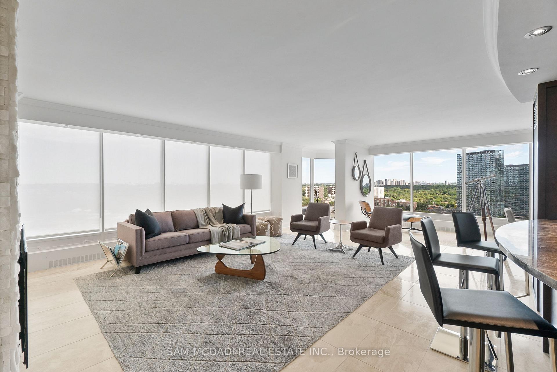 2045 Lakeshore Boulevard W #2212