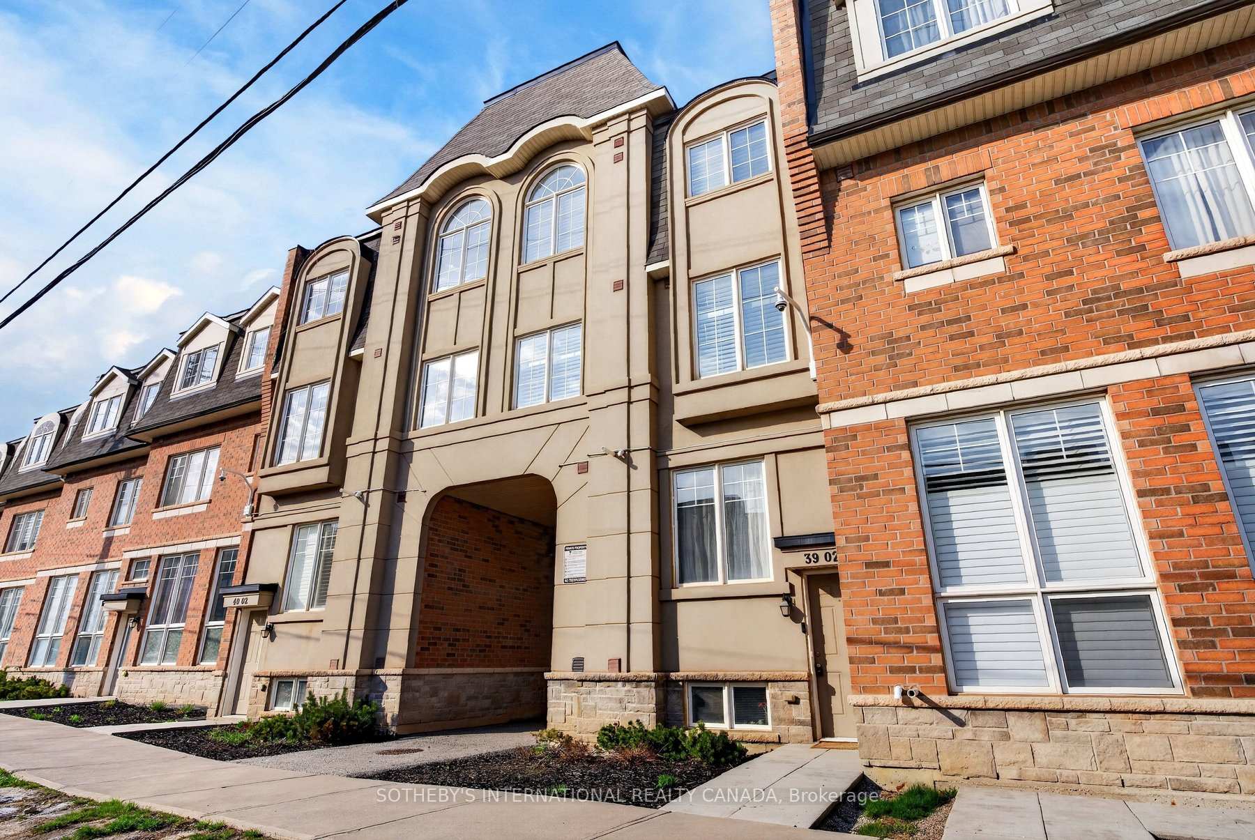 2420 Baronwood Drive  39-02