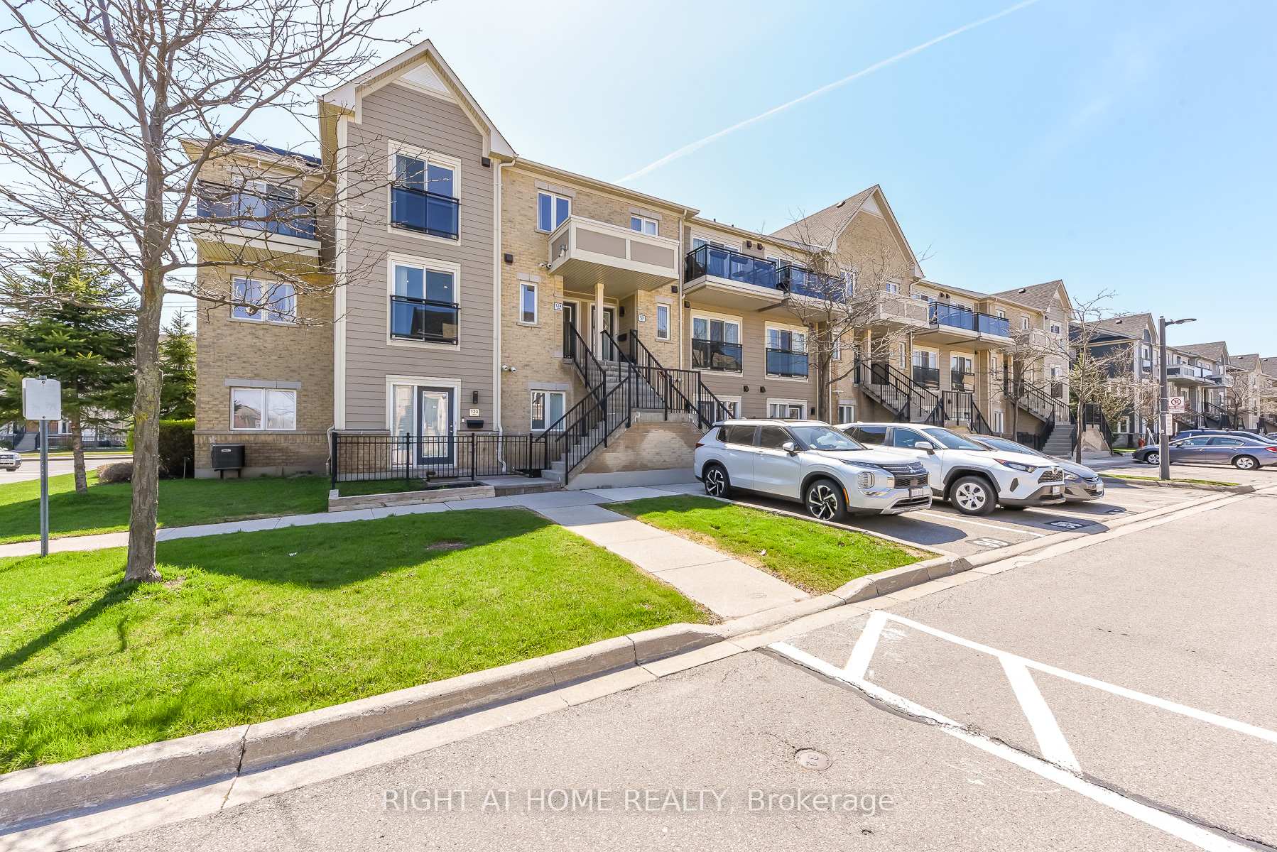 5035 Oscar Peterson Boulevard  #124