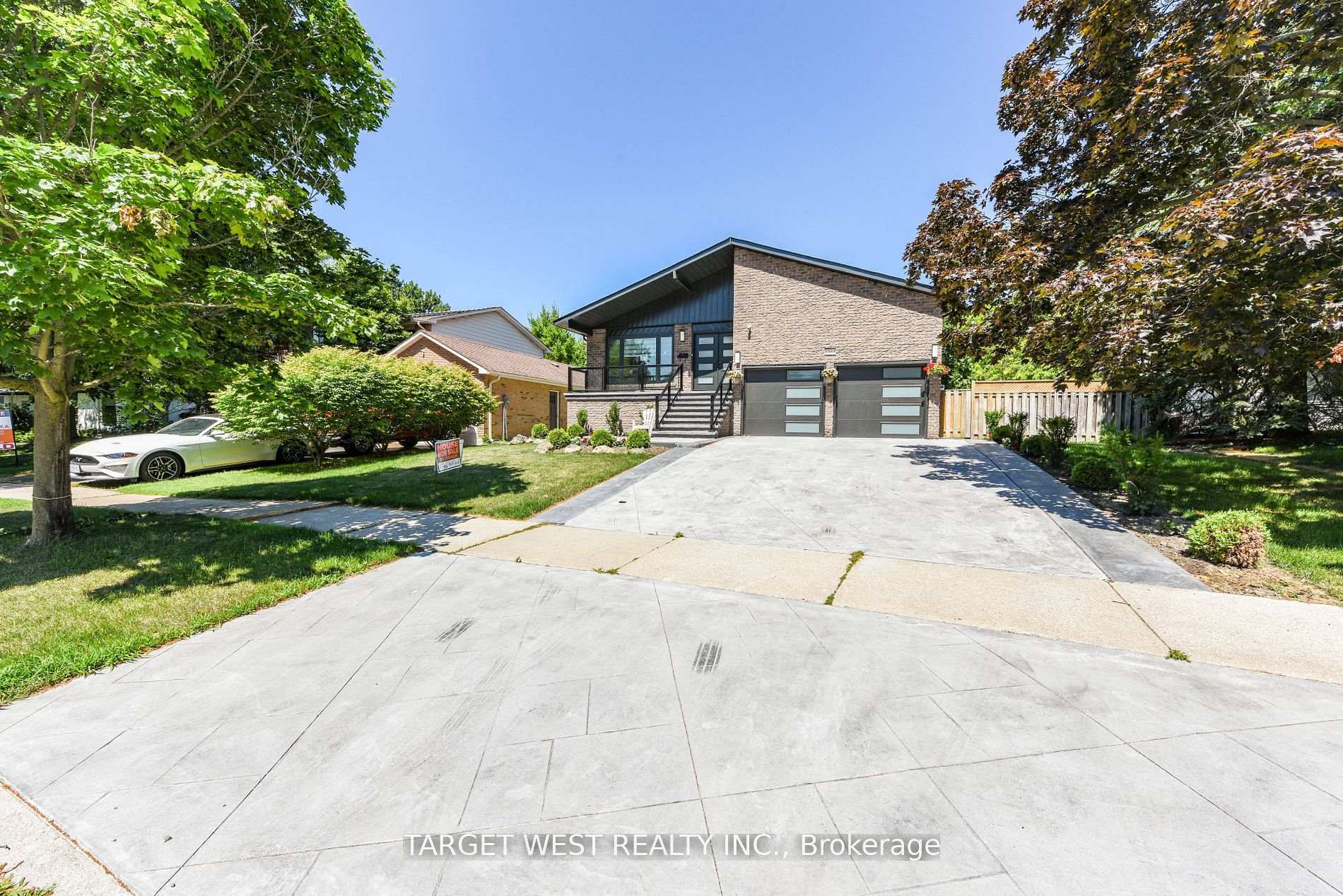 1263 Crestdale Road 