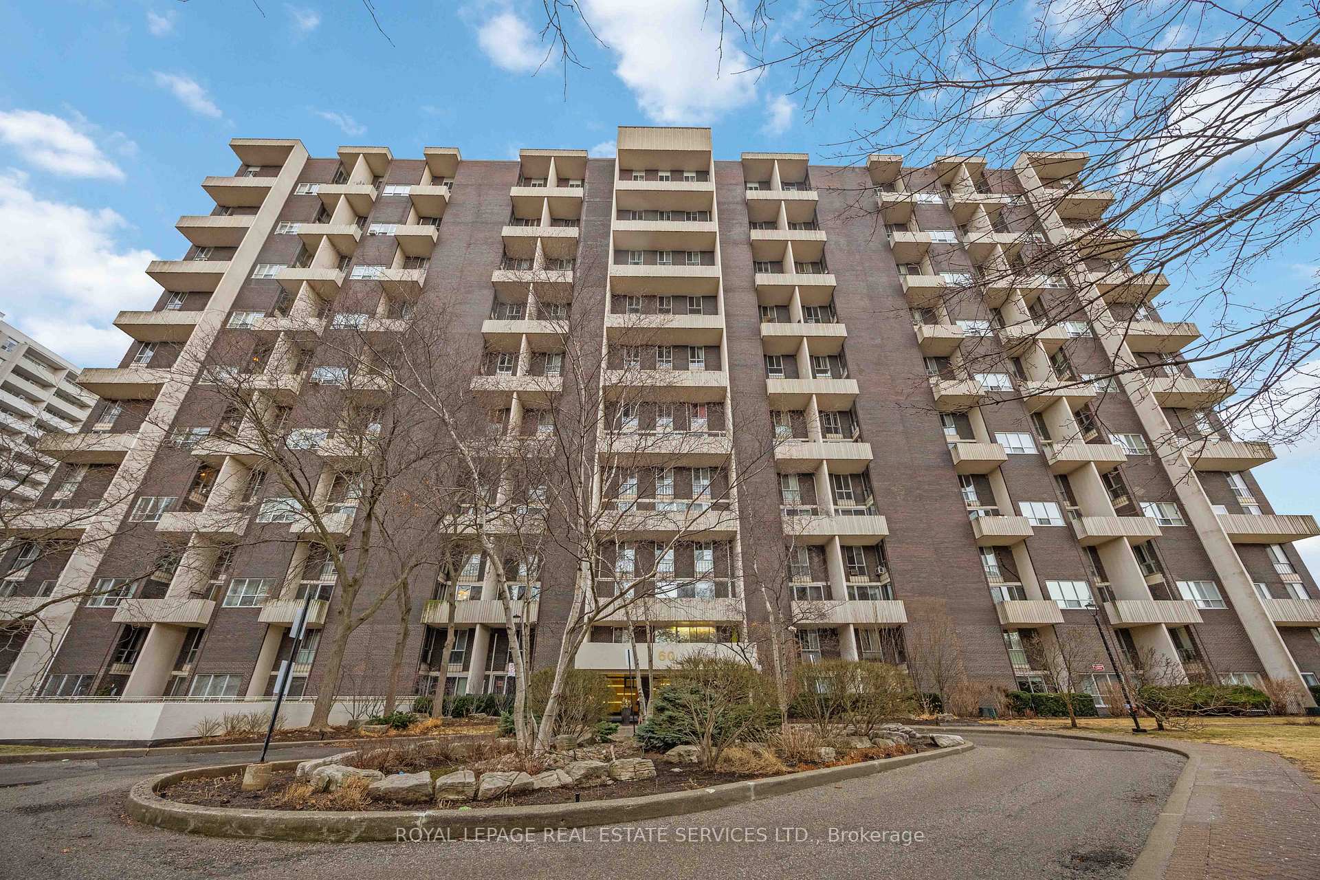 60 Southport Street  #808