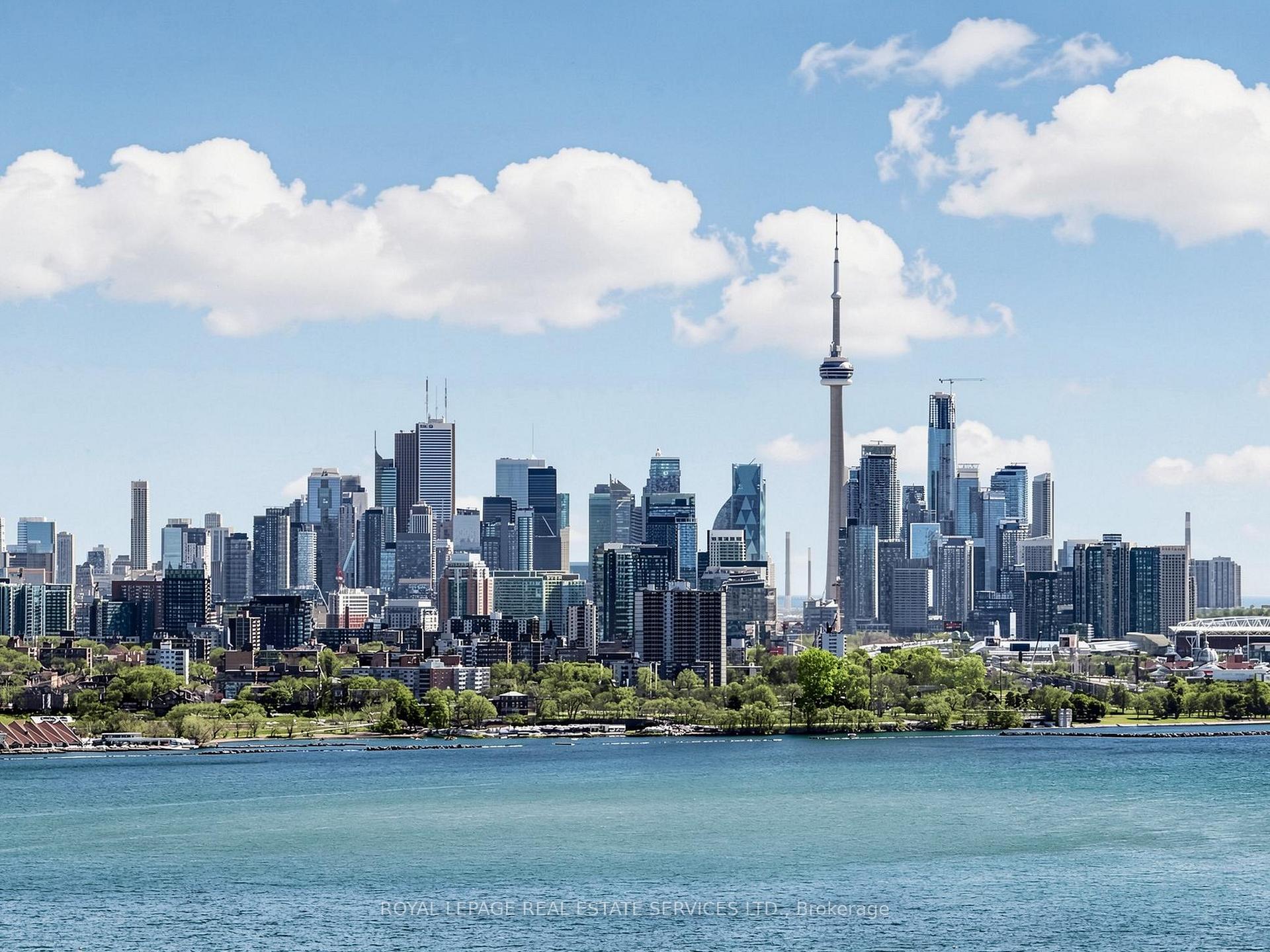 59 Annie Craig Drive  #2808