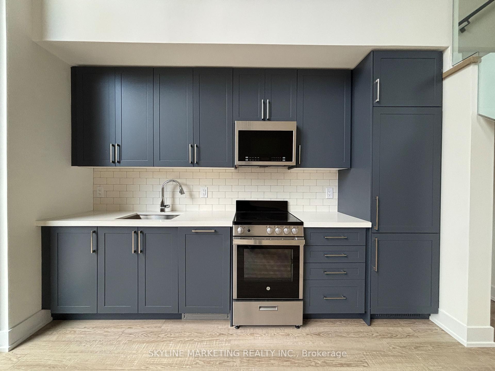 2450 Old Bronte Road  #114