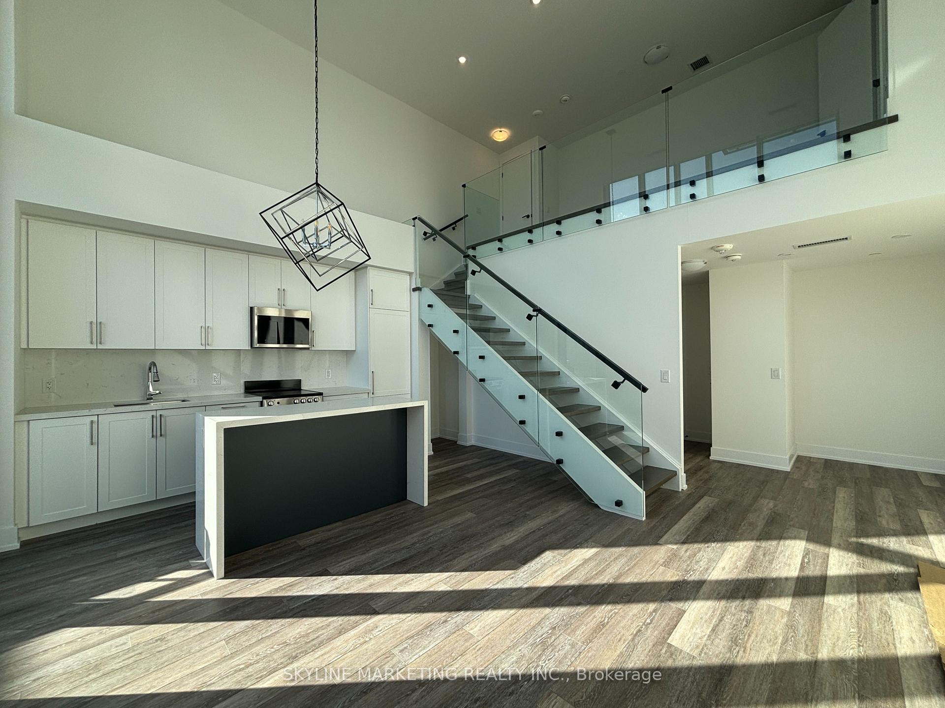 2450 Old Bronte Road  #103