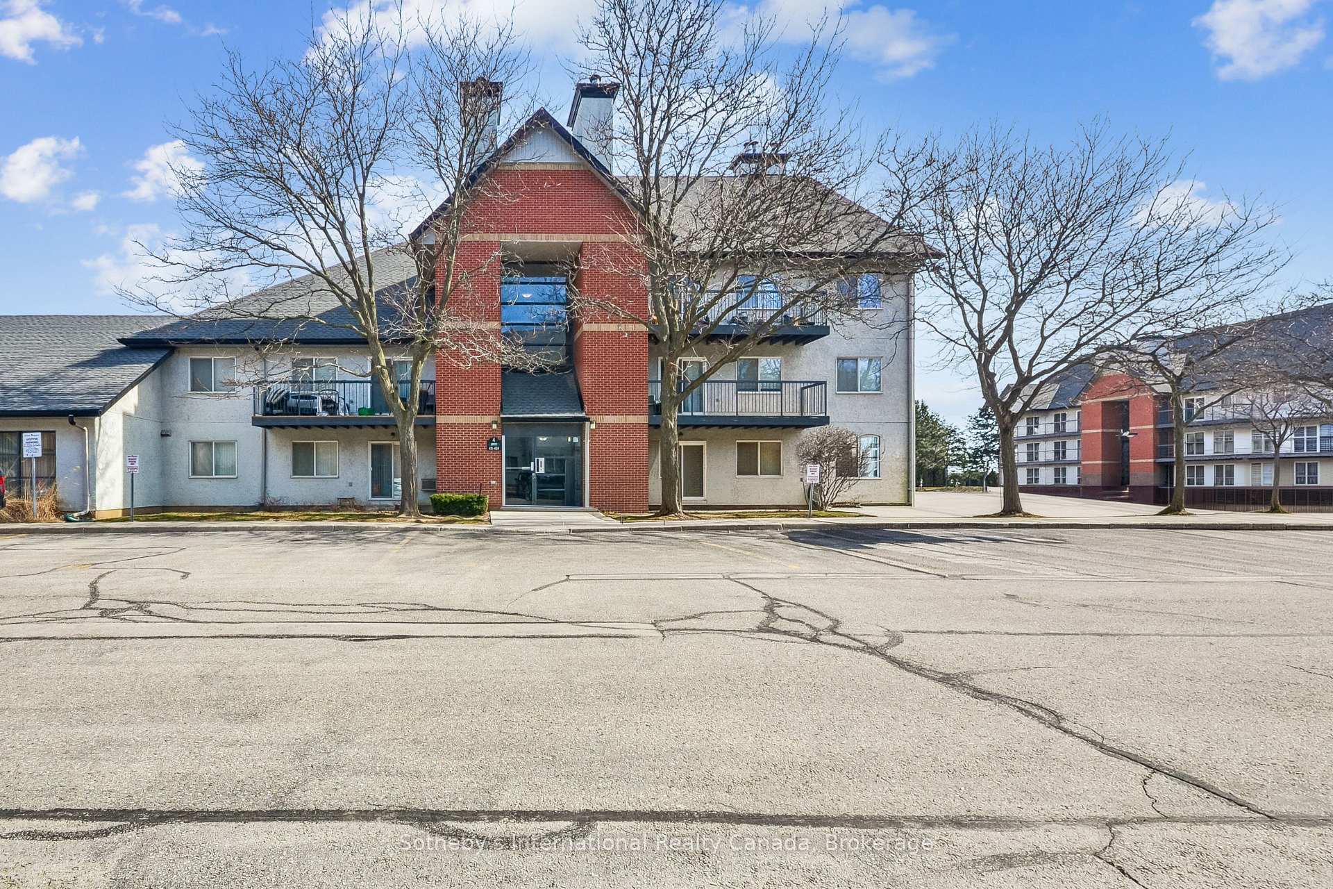 1450 Glen Abbey Gate  #434