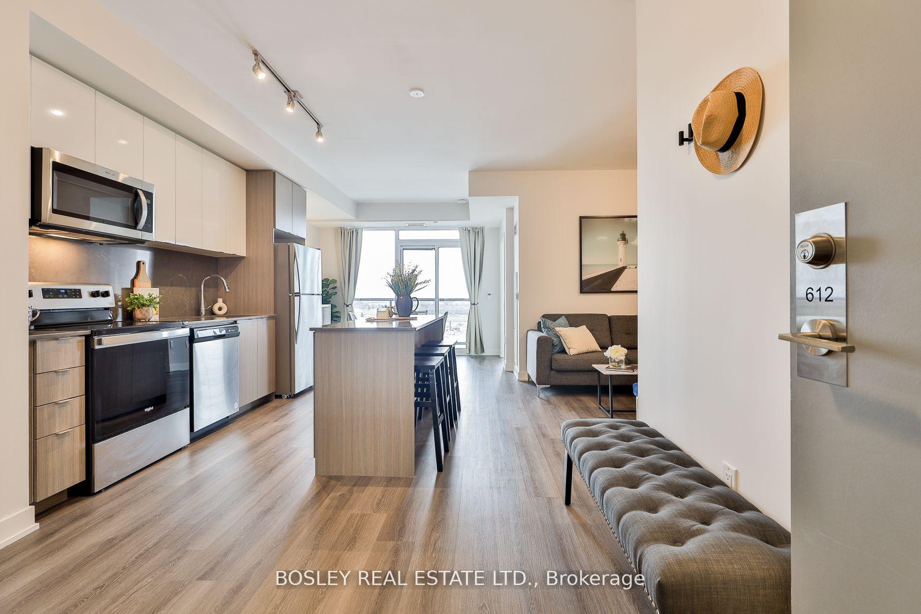 859 The Queensway N/A  #612