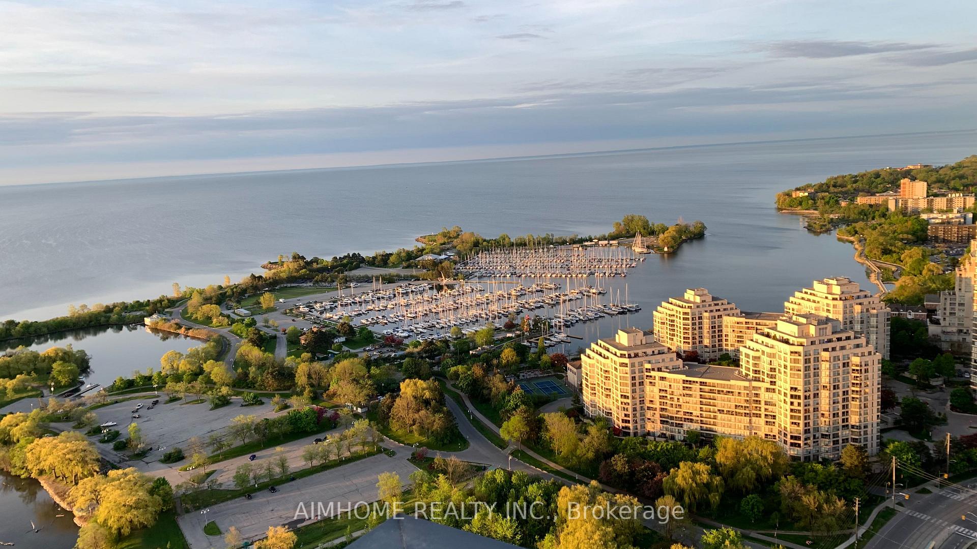 2200 lake shore Boulevard W #4601