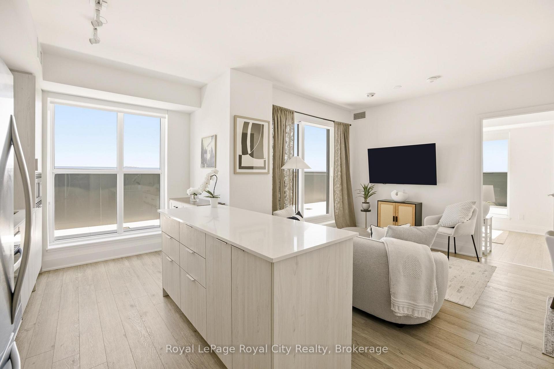 3071 Trafalgar Road  #604