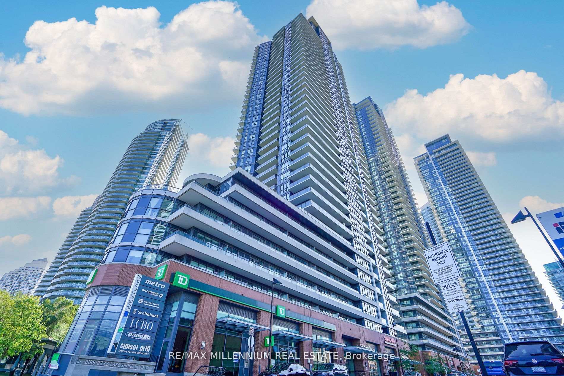 2212 Lake Shore Boulevard W #308