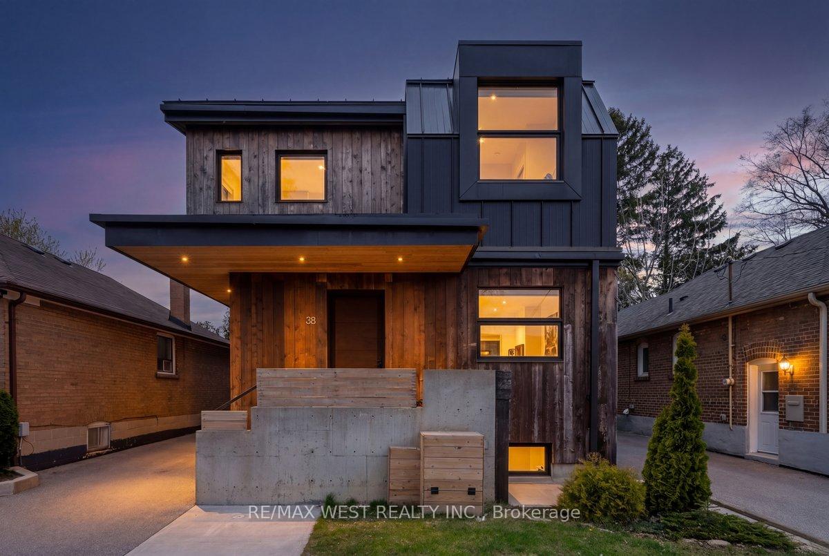 38 Smithfield Drive 