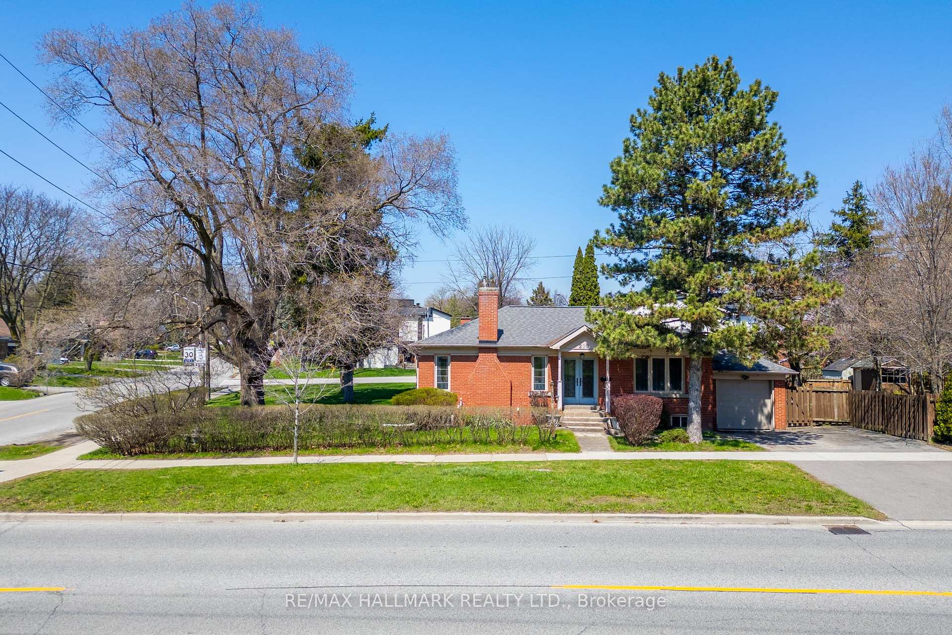 200 Berry Road 