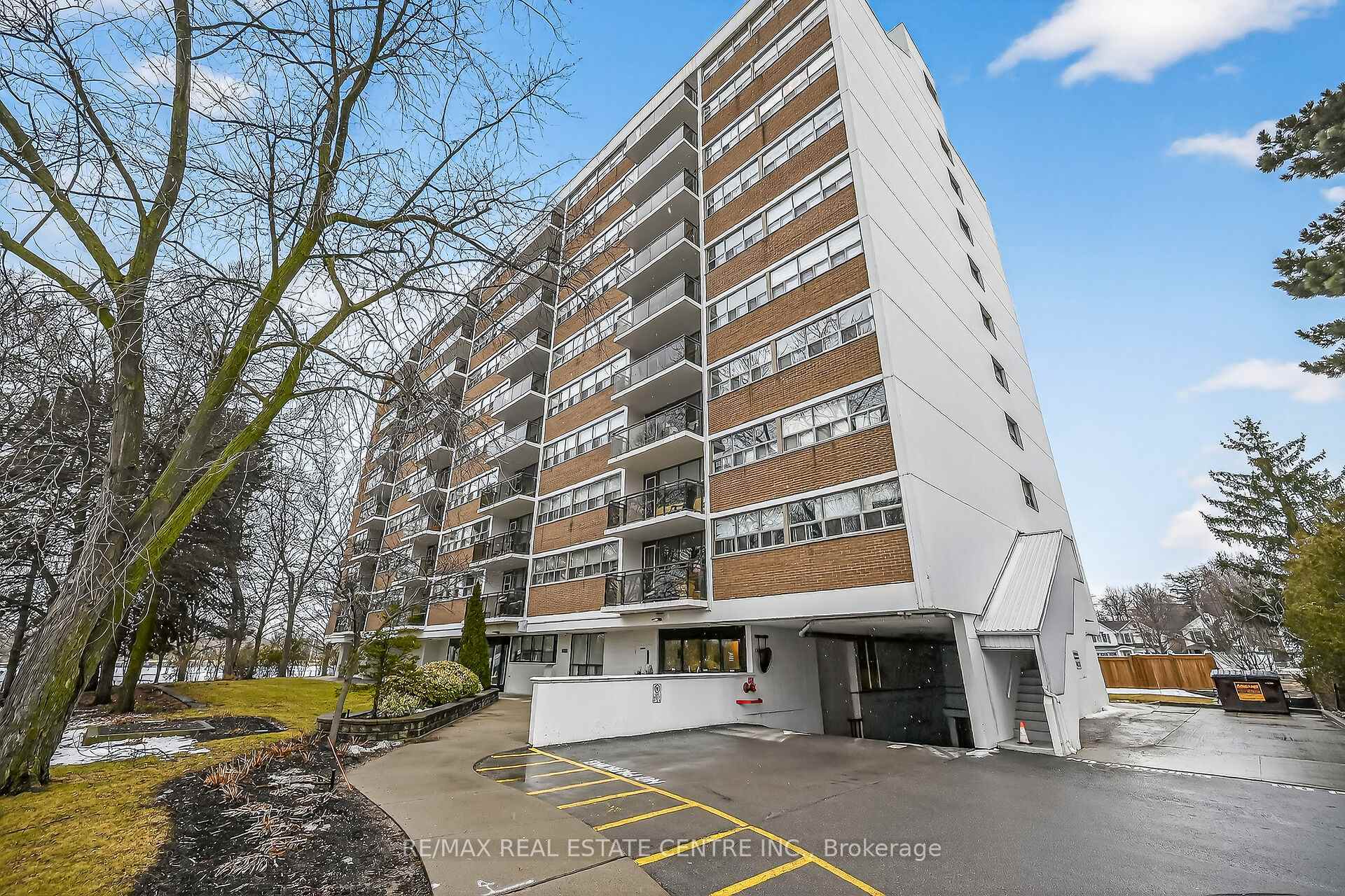 212 Kerr Street  #702