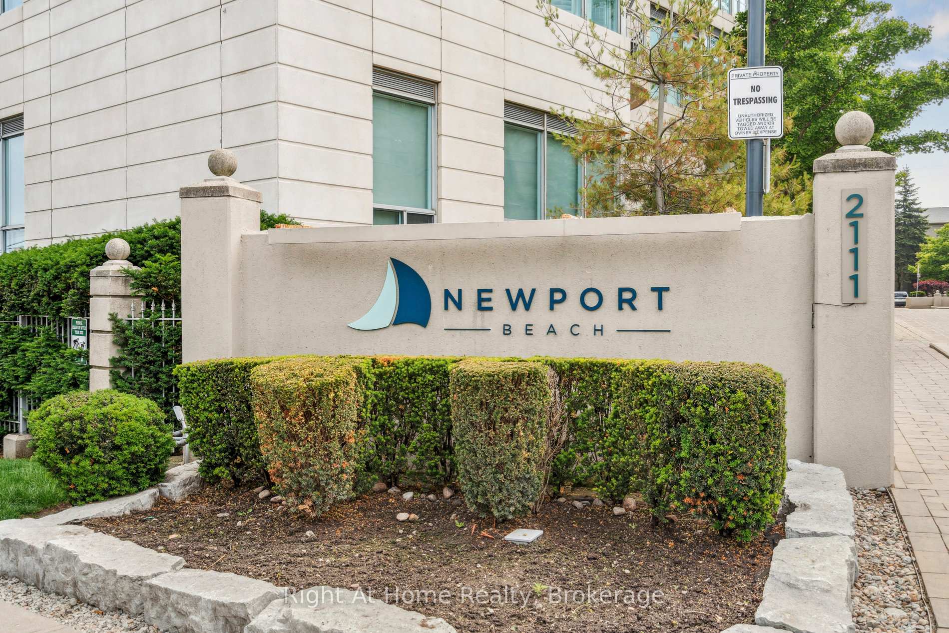 2111 Lake Shore Boulevard W #605