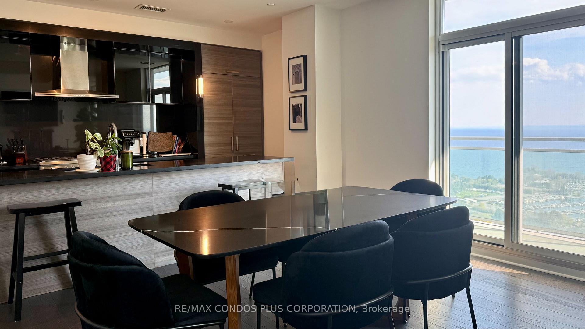 33 Shore Breeze Drive  #3901