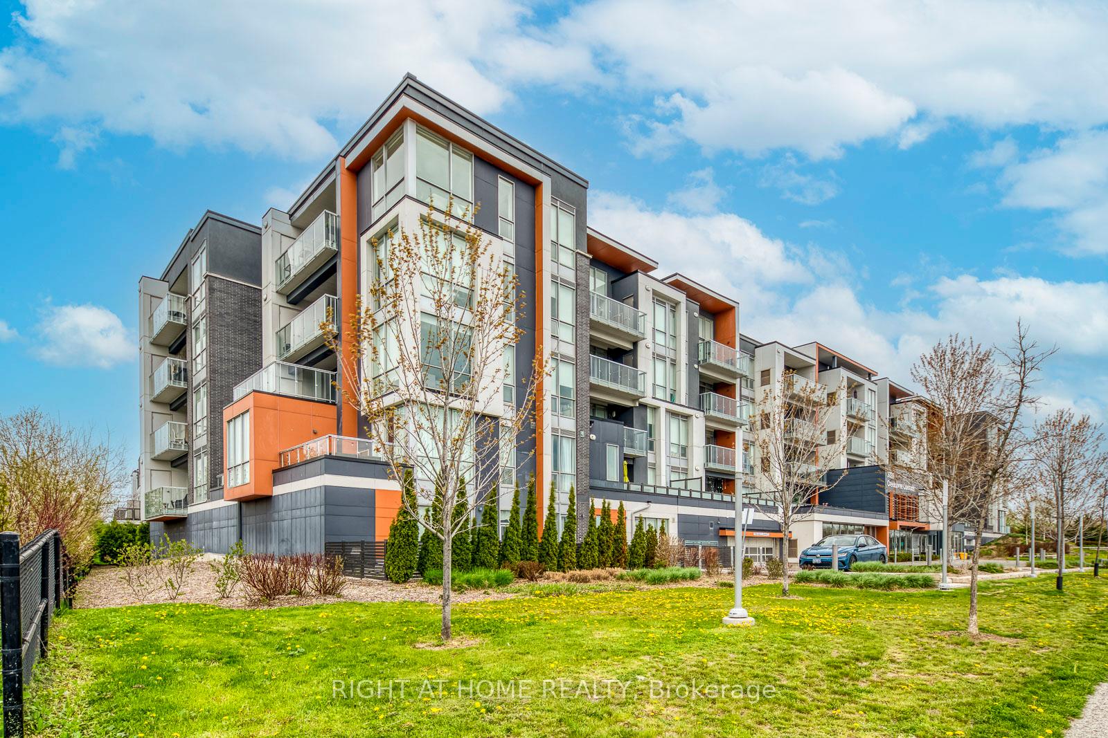 3028 Creekshore Common  #215
