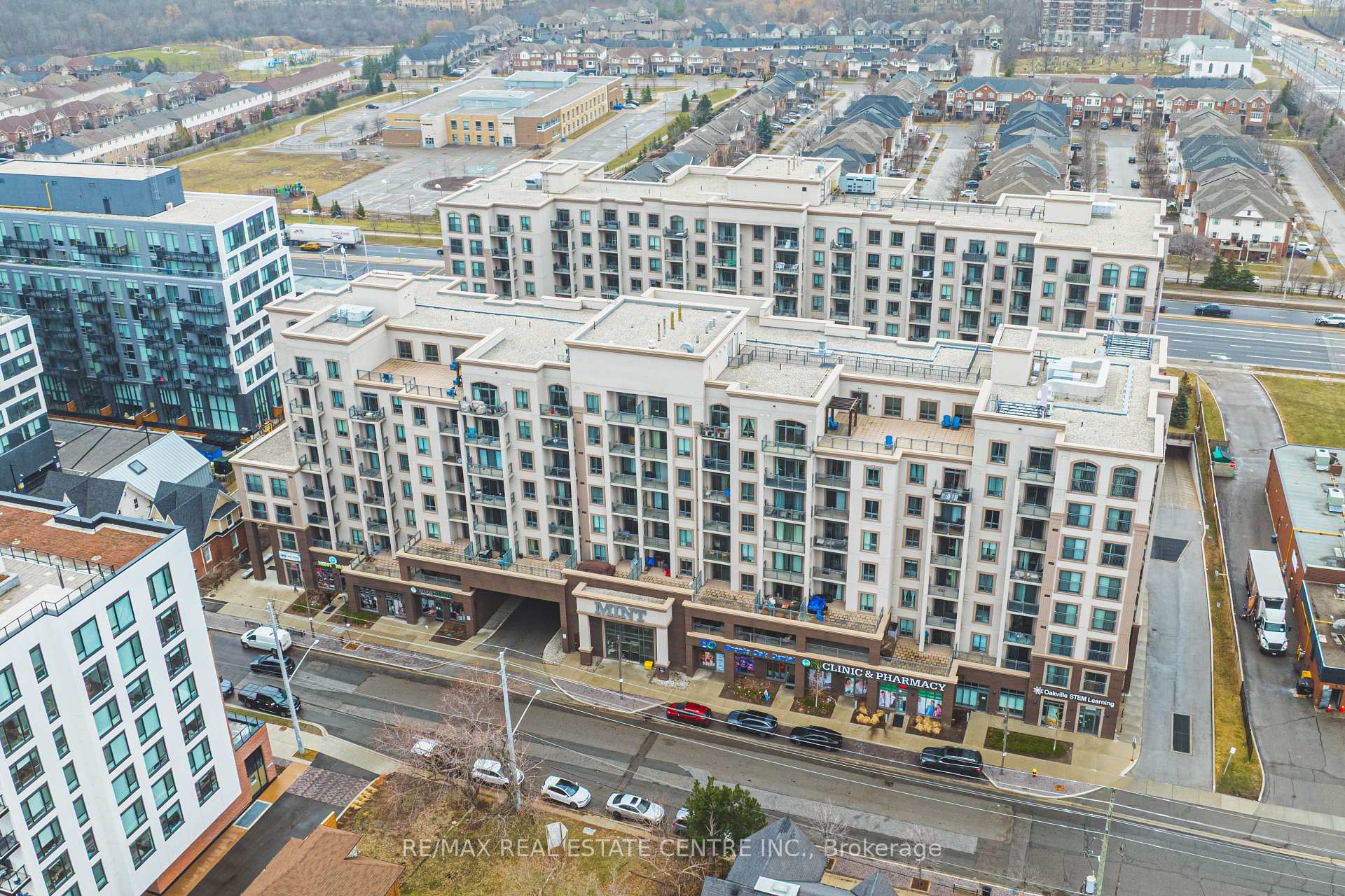 2486 Old Bronte Road  #711