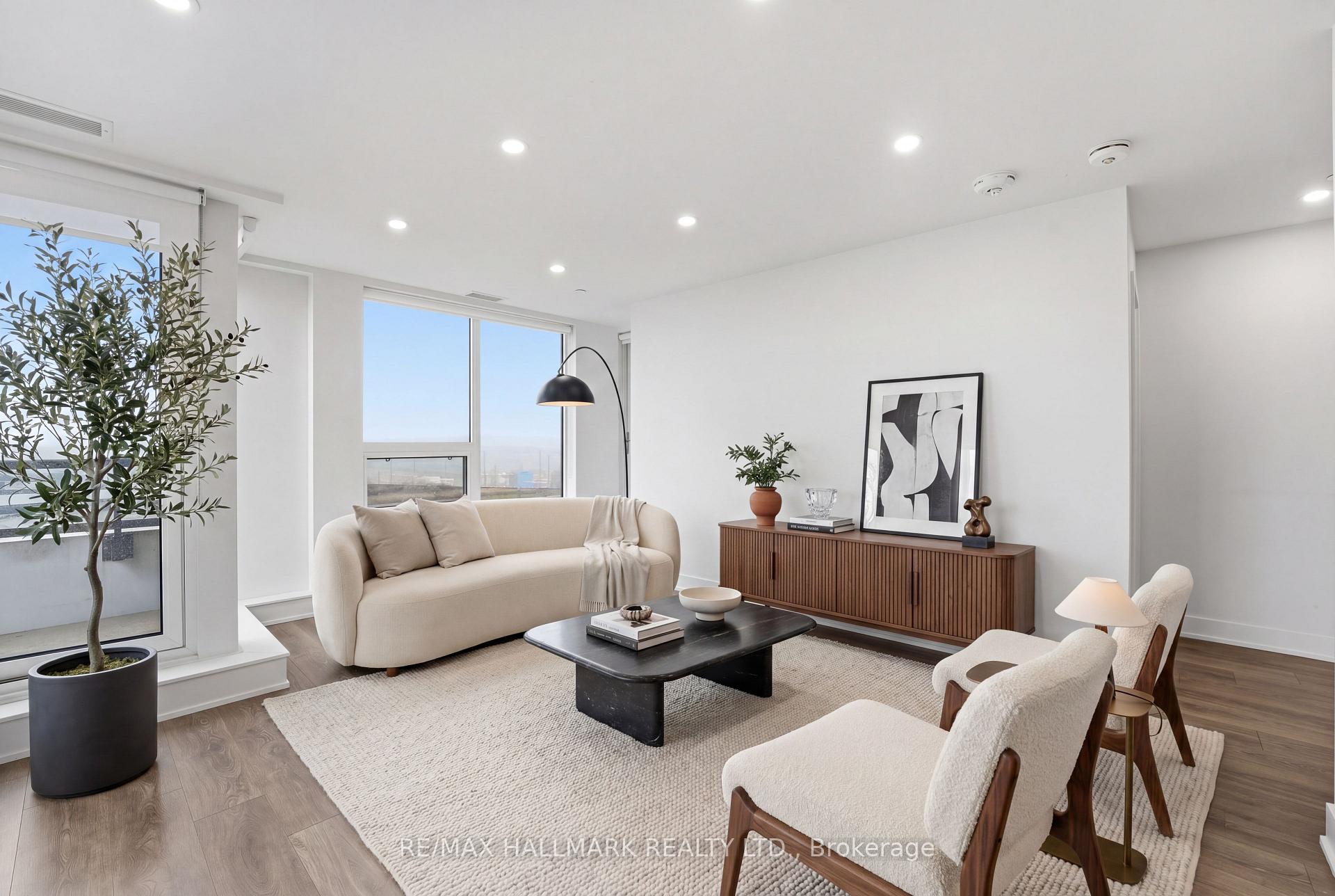 297 Oak Walk Drive  #604