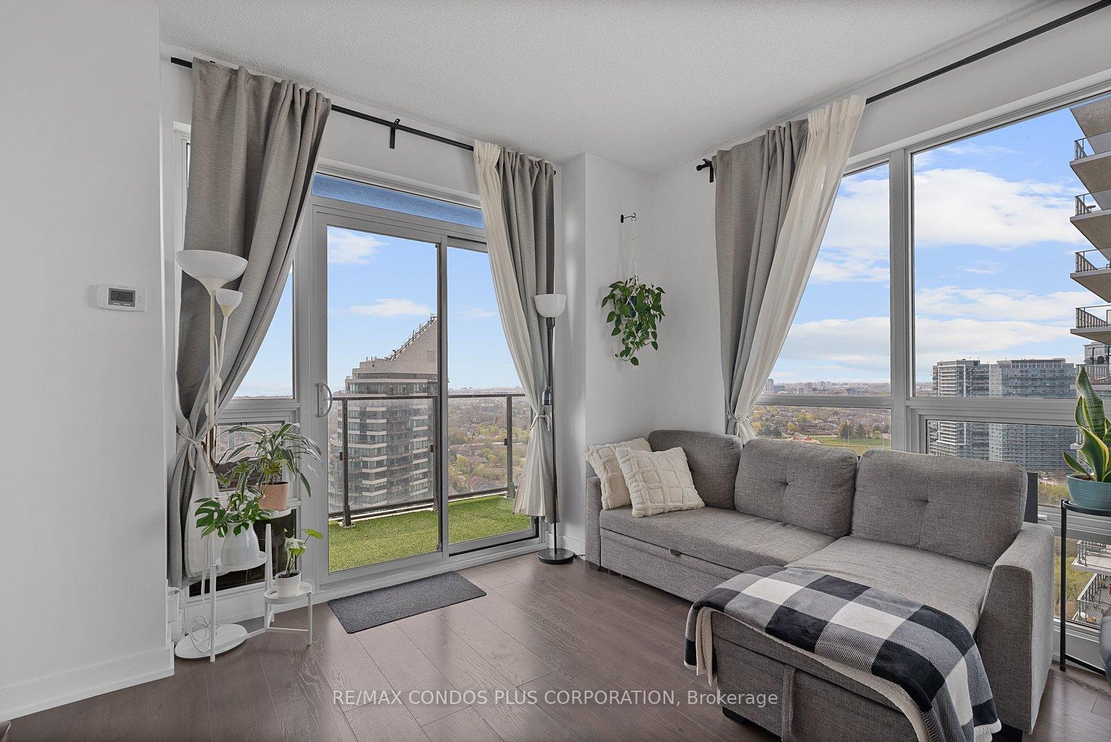 2212 Lakeshore Boulevard W #3206