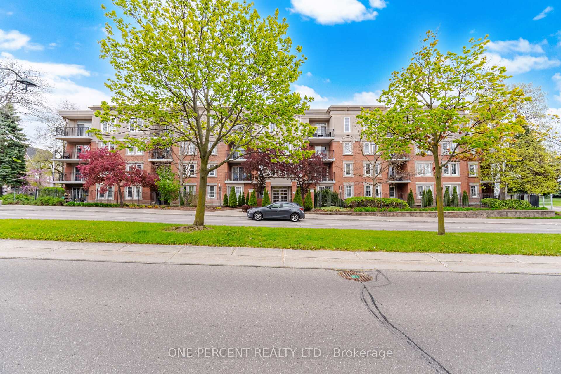 2301 Parkhaven Boulevard  #208