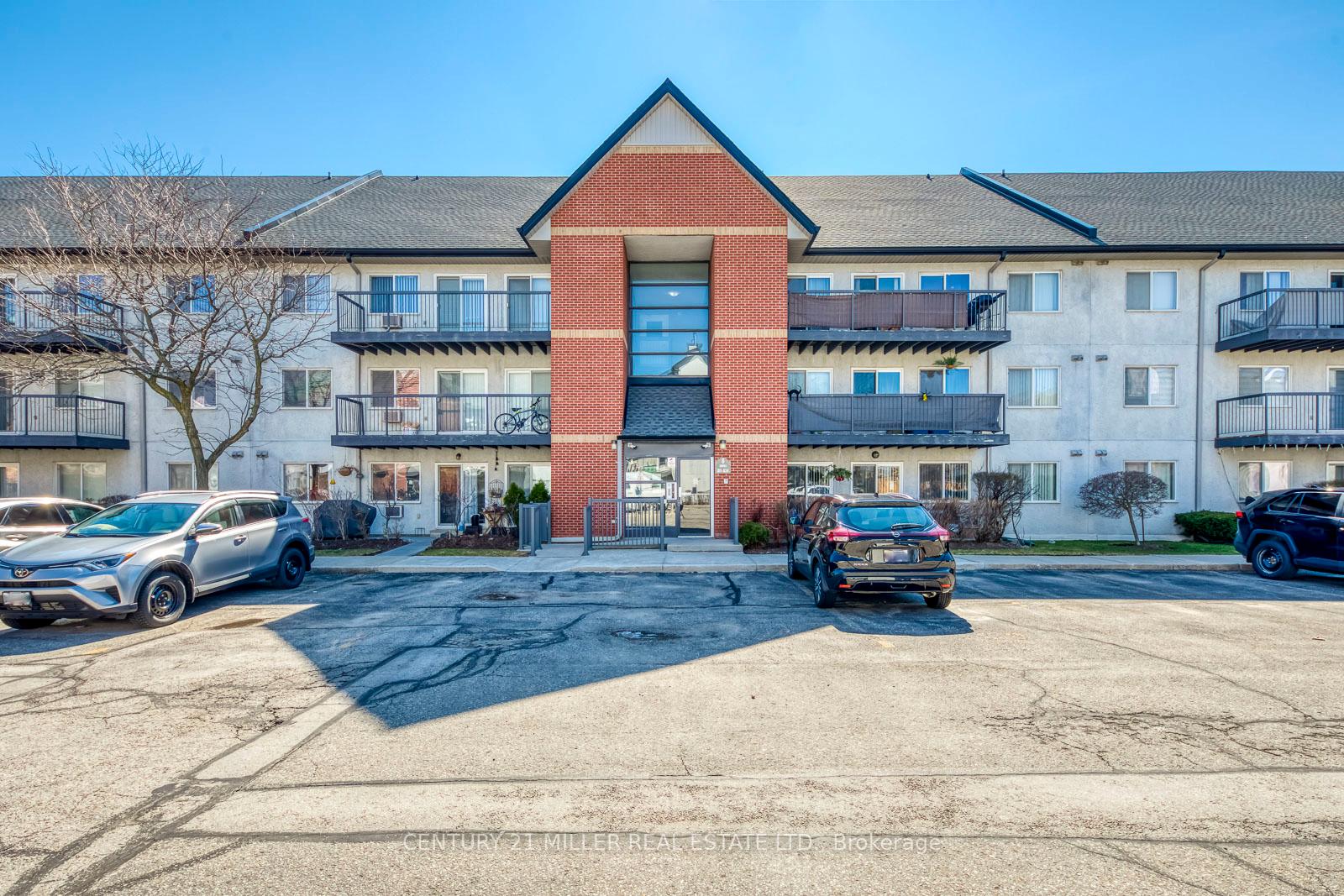 1450 Glen Abbey Gate  #823