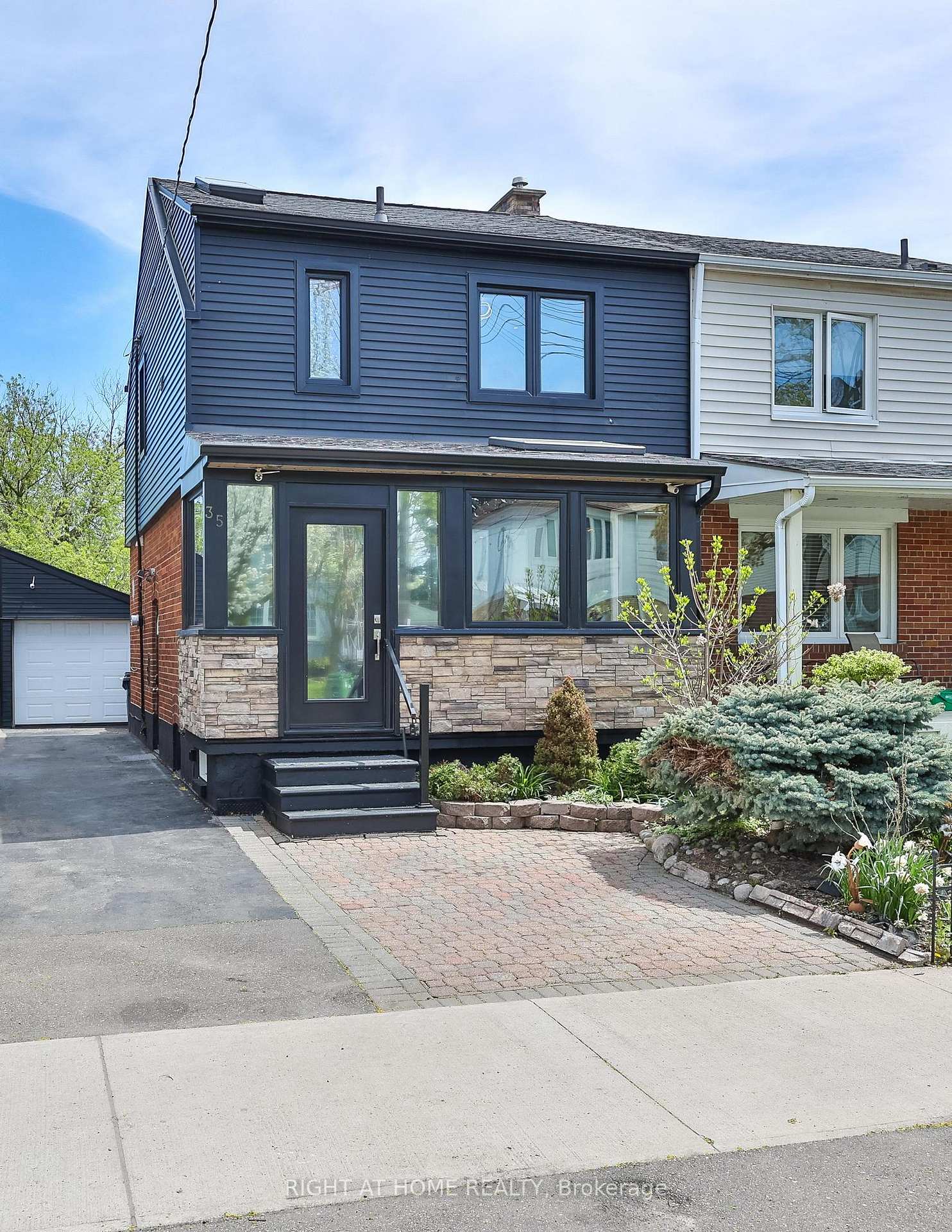 35 Dayton Avenue 