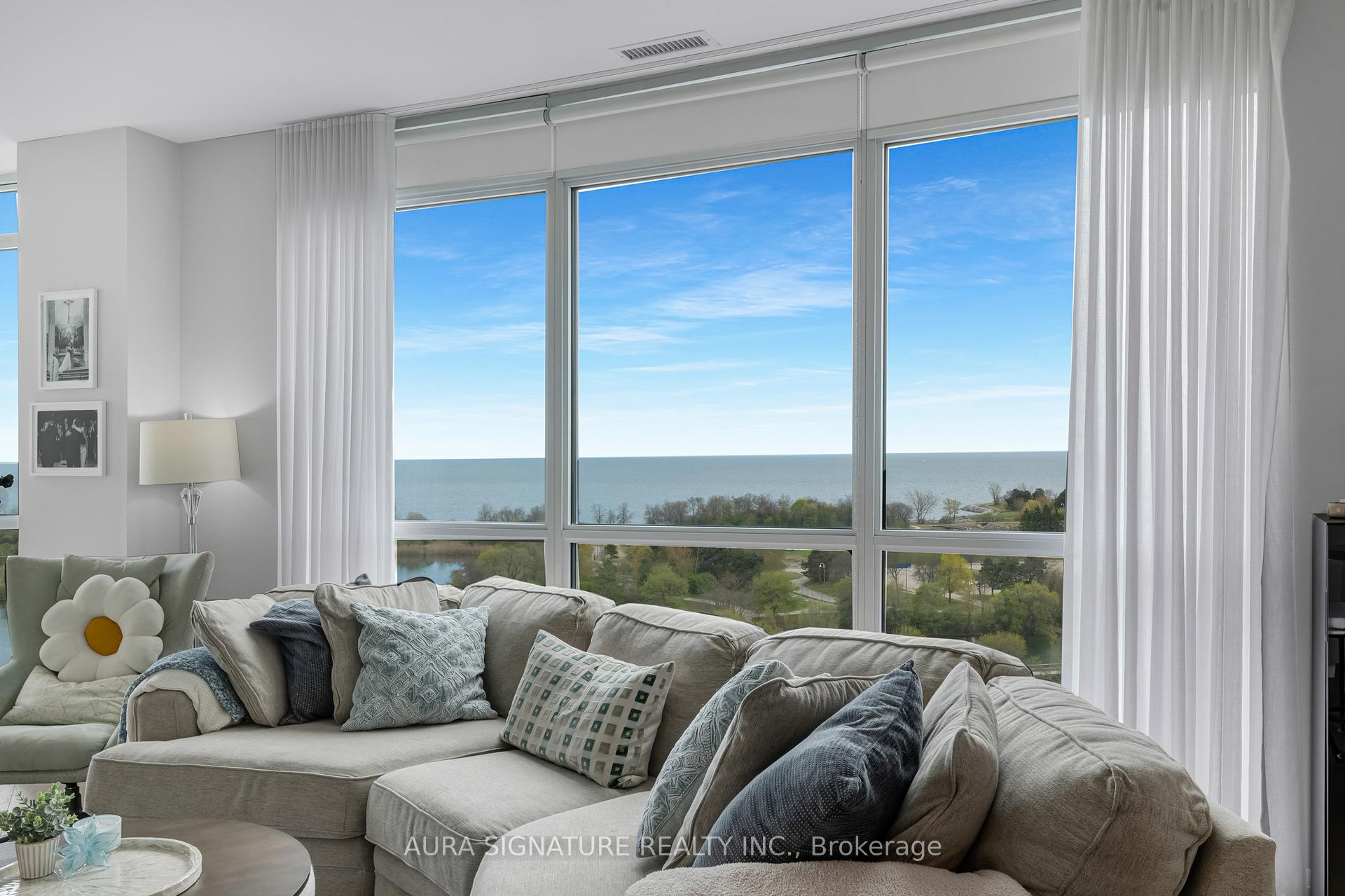 59 Annie Craig Drive  #1004