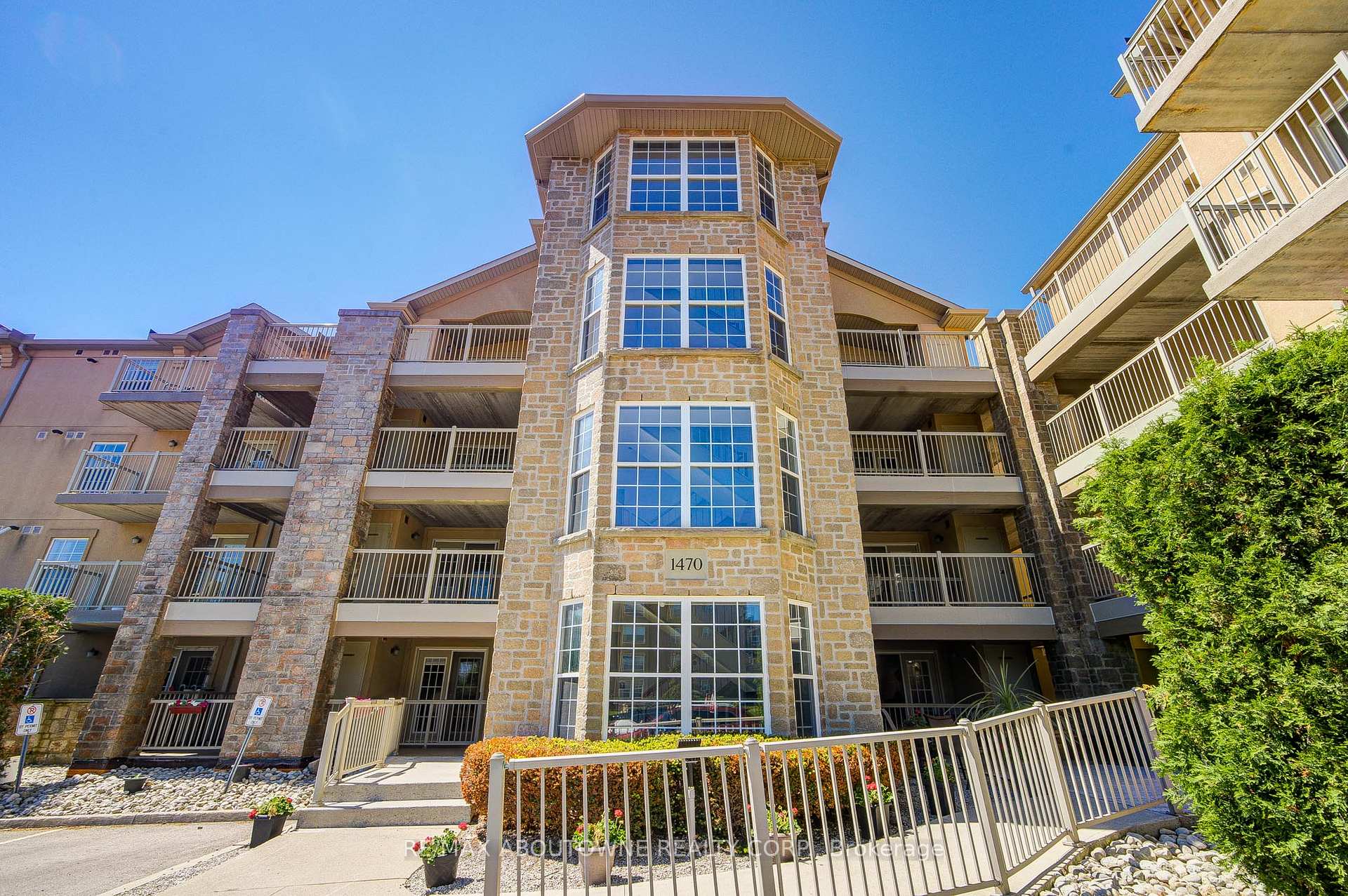 1470 Bishops Gate  #104