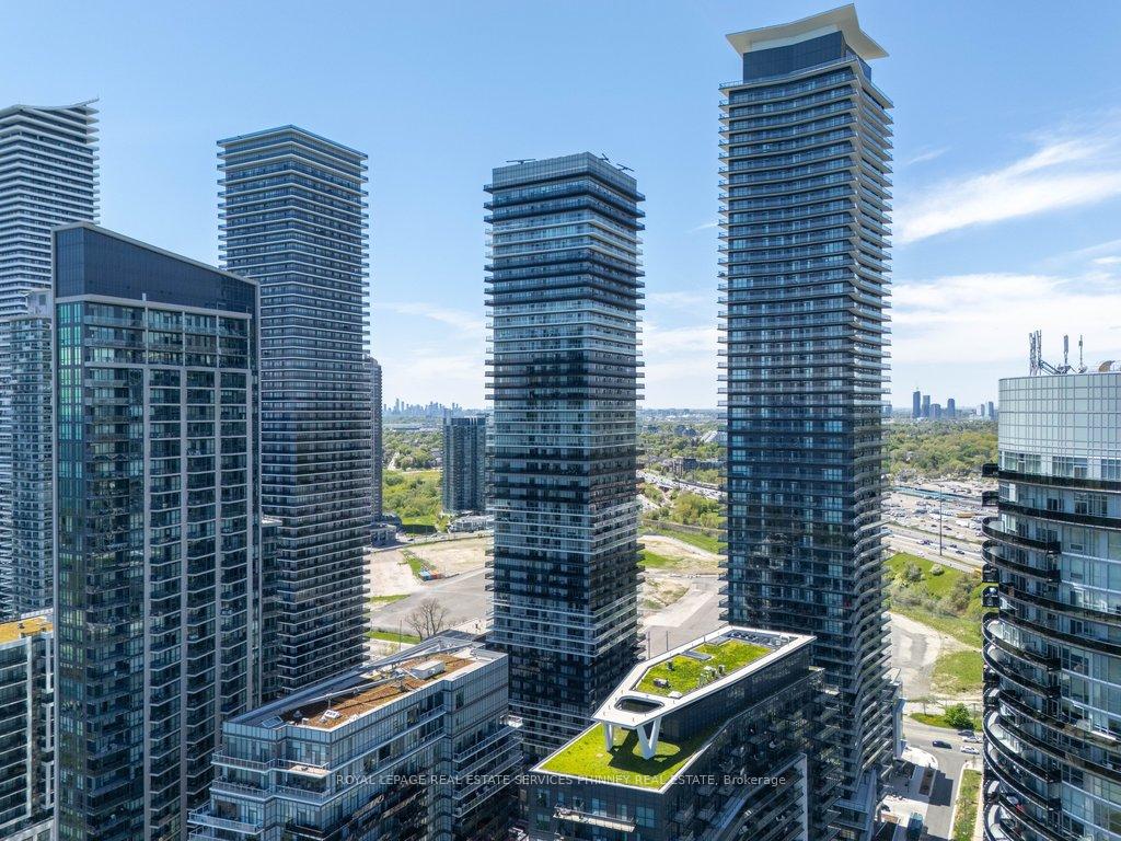 56 Annie Craig Drive  #4502