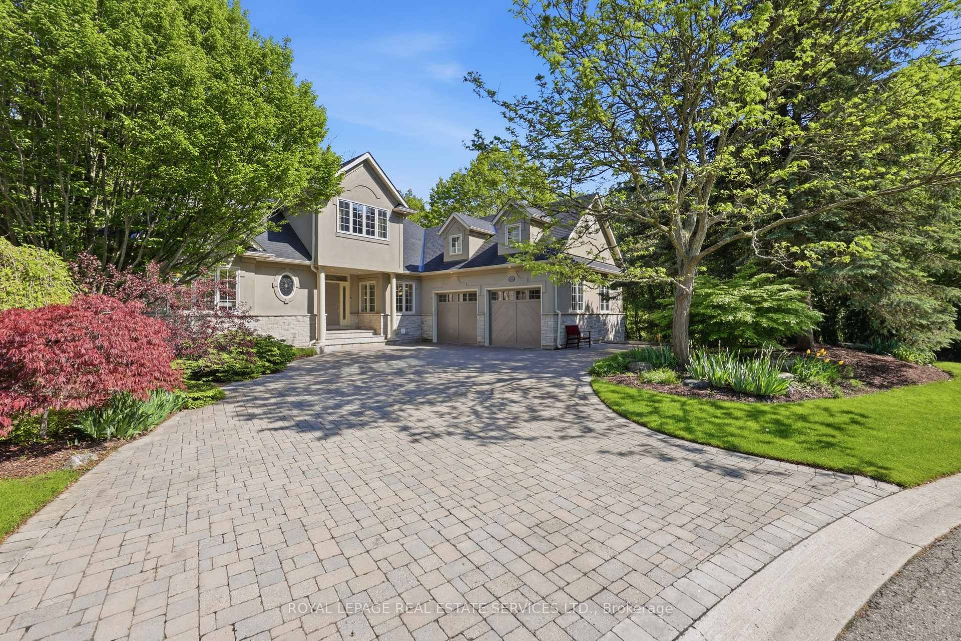 1227 Riverbank Way 